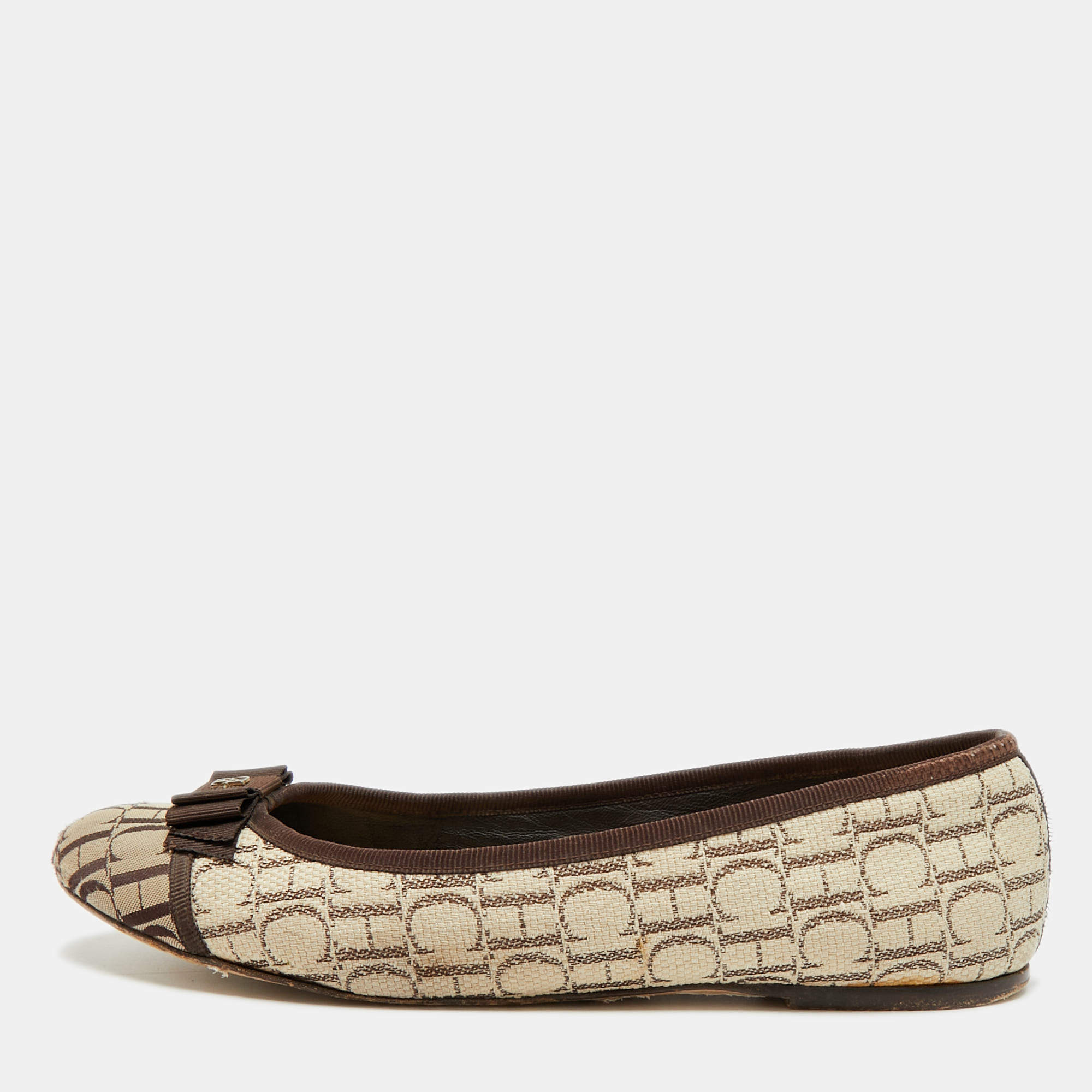مملوكة مسبقًا CH Carolina Herrera Size 37 Cream/Brown Monogram Canvas Ballet Flats
