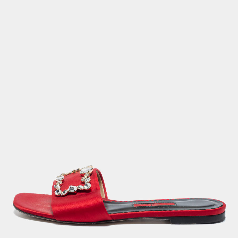 مملوكة مسبقًا CH Carolina Herrera Red Satin Crystal Embellished Slide Flats Size 38