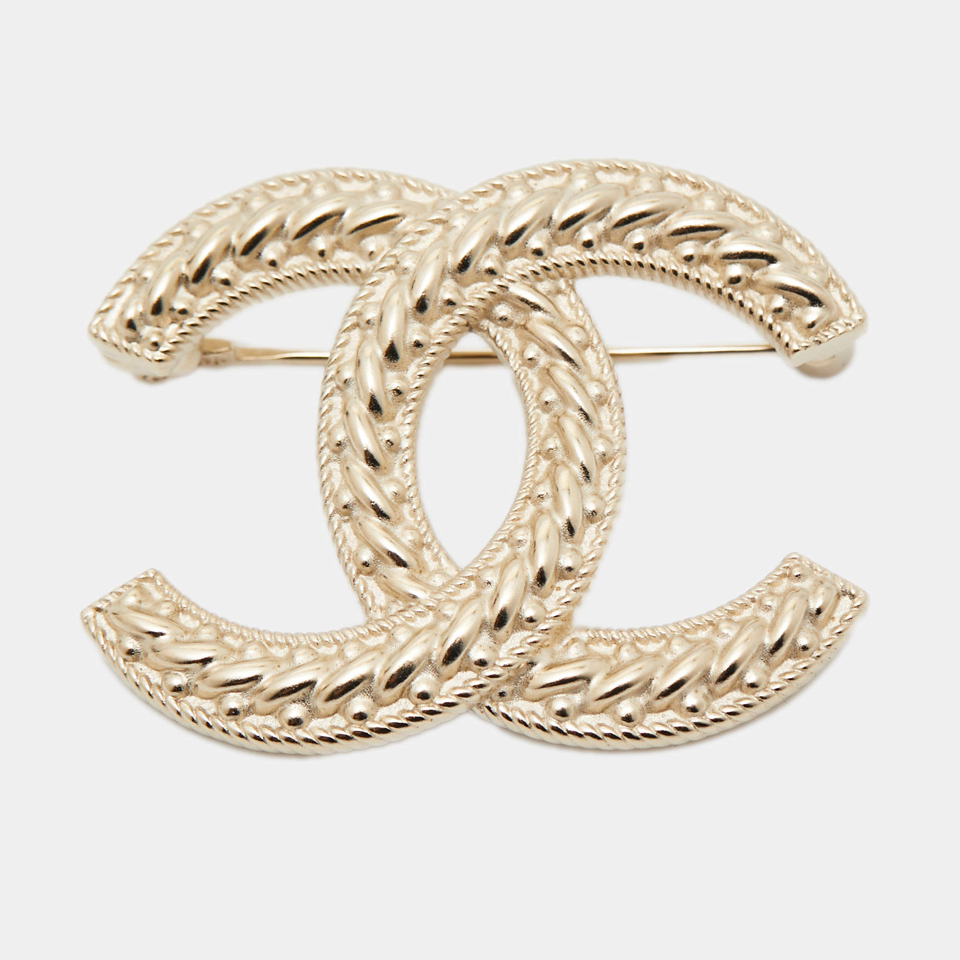 Pre Owned Chanel CC Gold Tone Brooch