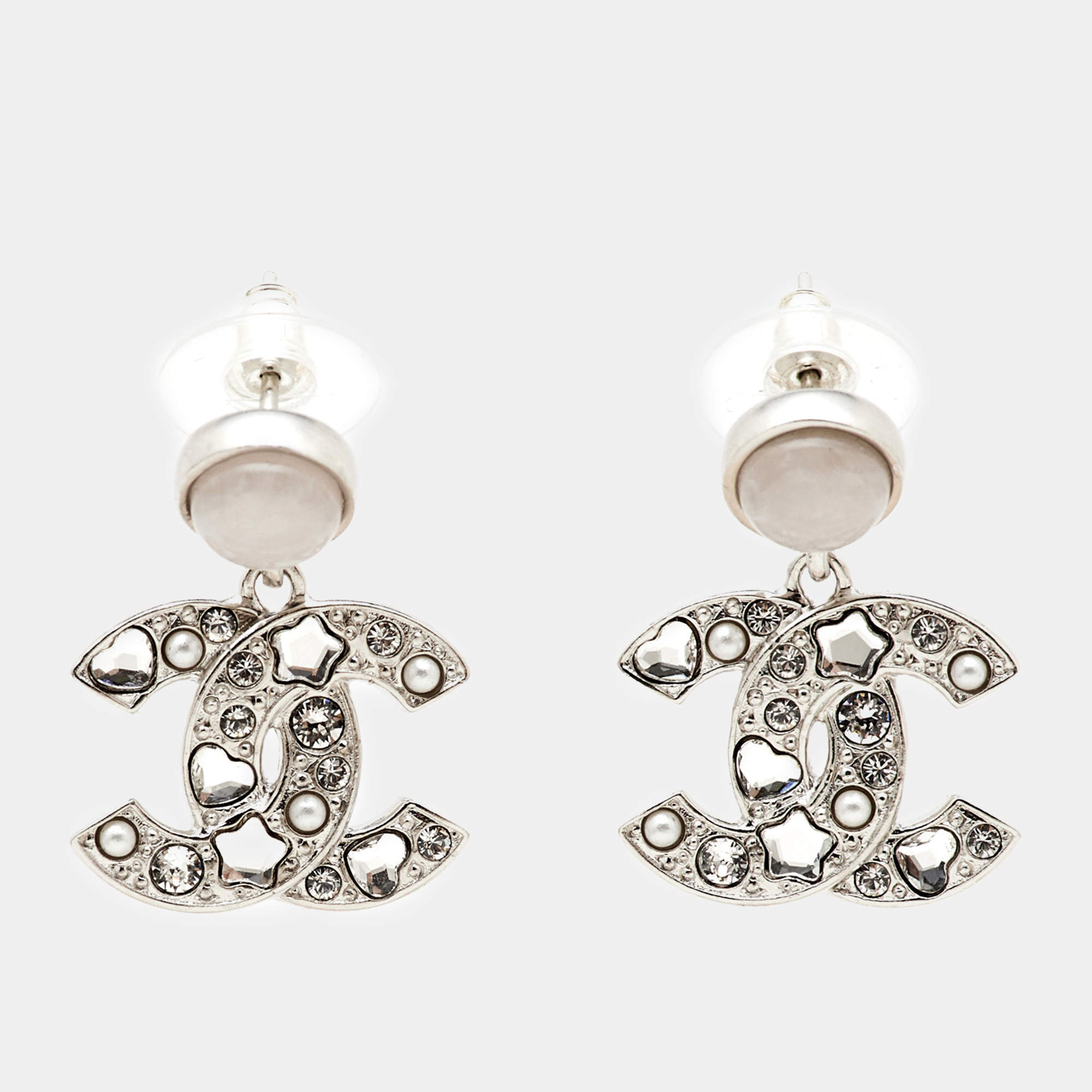 Pre Owned Chanel CC Crystals Faux Pearl Quartz Silver Tone Earrings