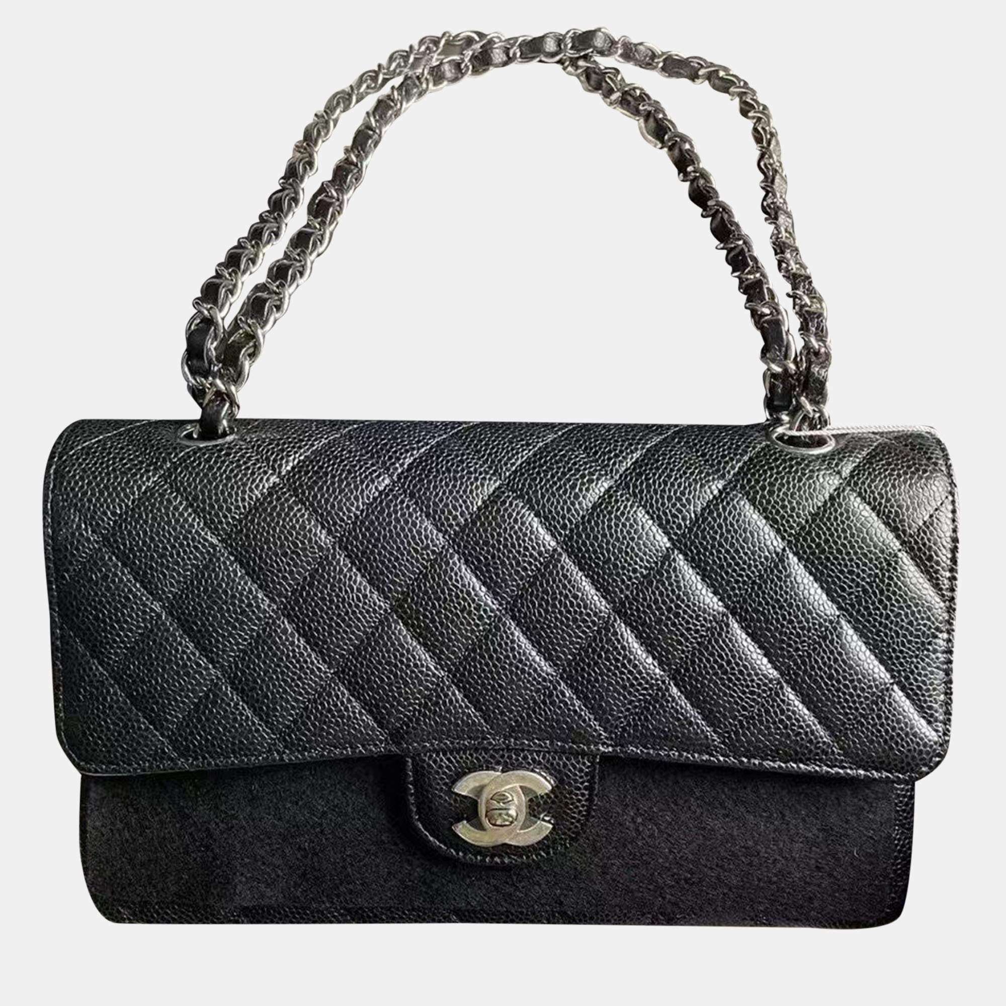 Pre Owned Chanel Black Silver Caviar Leather Medium Bag