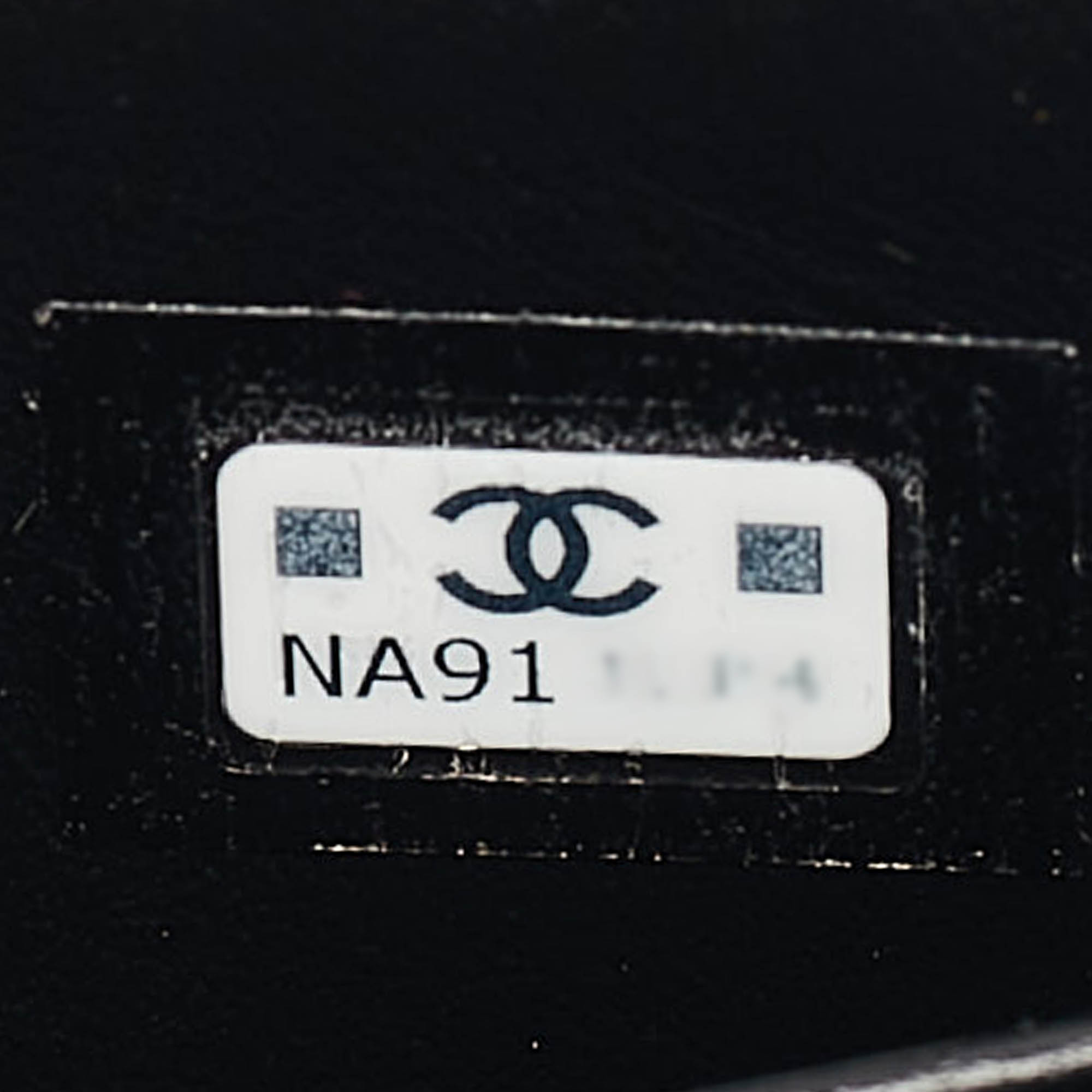 Pre Owned Chanel Black Quilted Caviar Leather Nano Coco Handle Chain Clutch