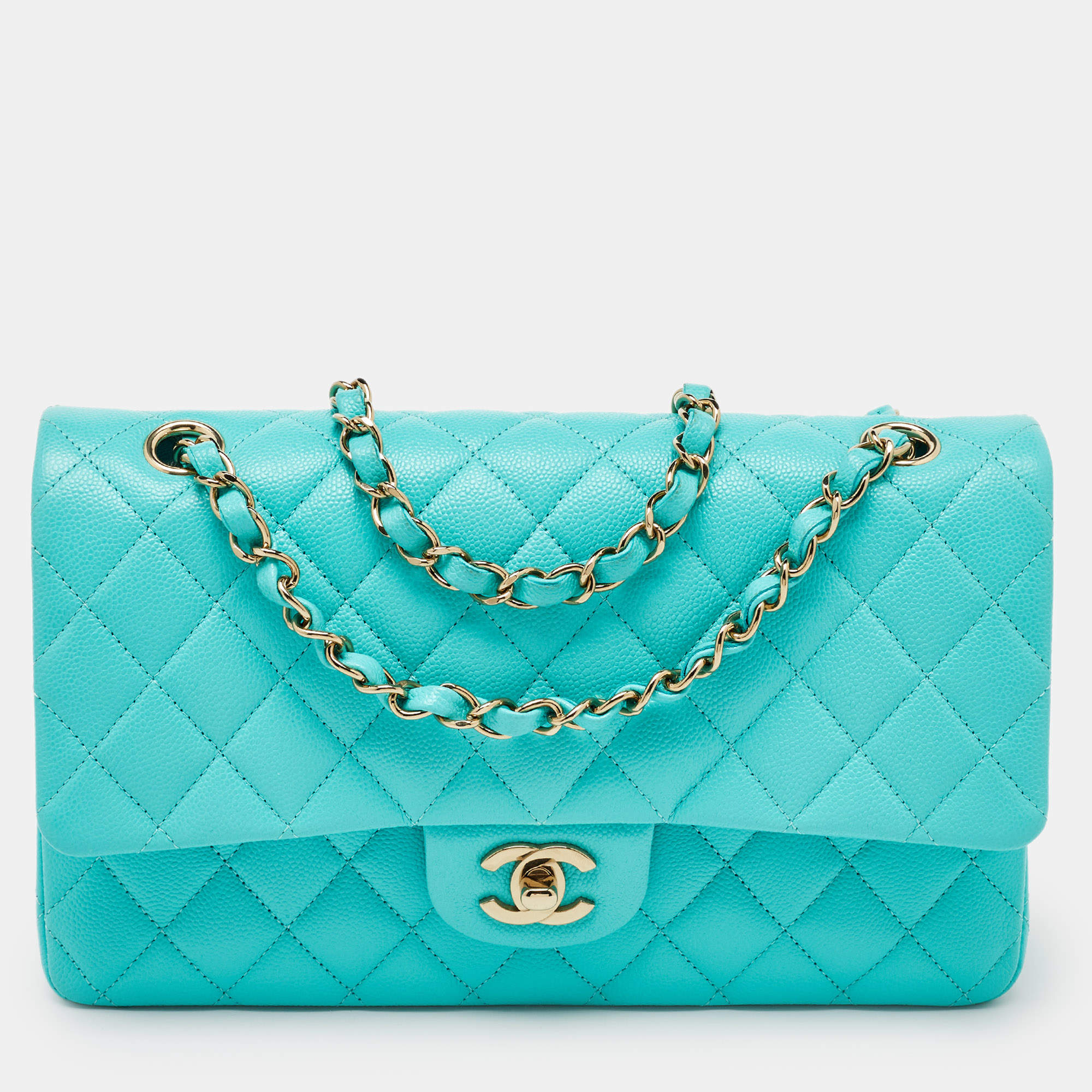 Pre Owned Chanel Green Caviar Quilted Leather Medium Classic Double Flap Bag
