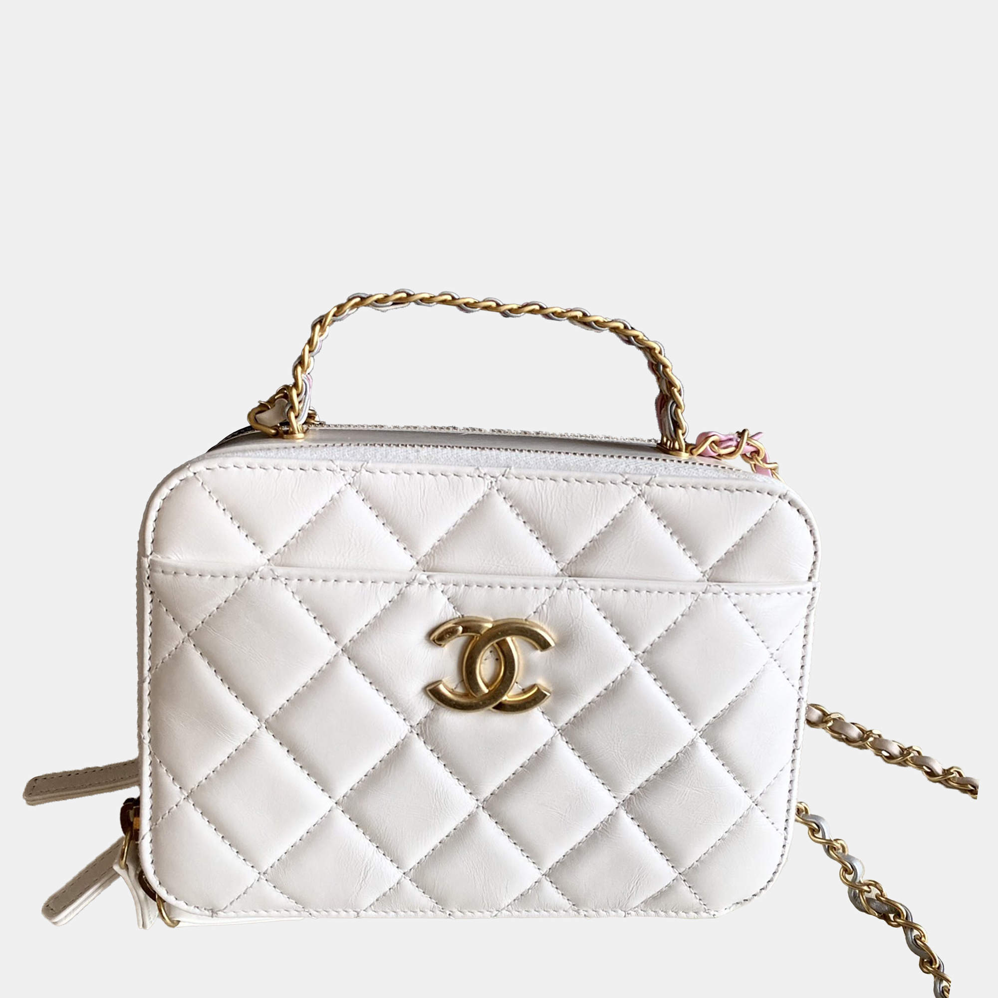 Pre Owned Chanel White Leather Interlocking CC Logo Pick Me Up Vanity Case
