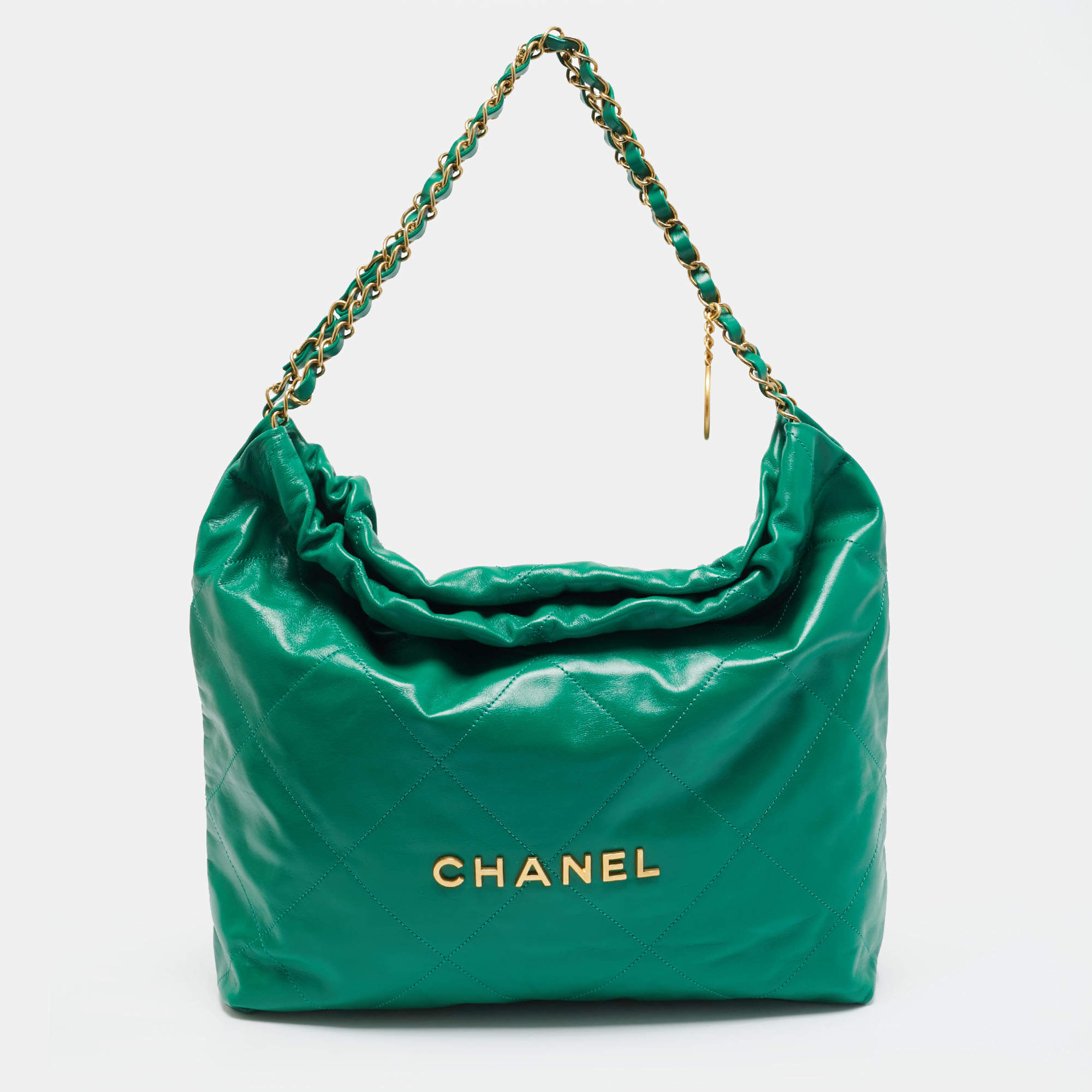 Pre Owned Chanel Green Quilted Leather Medium 22 Chain Bag