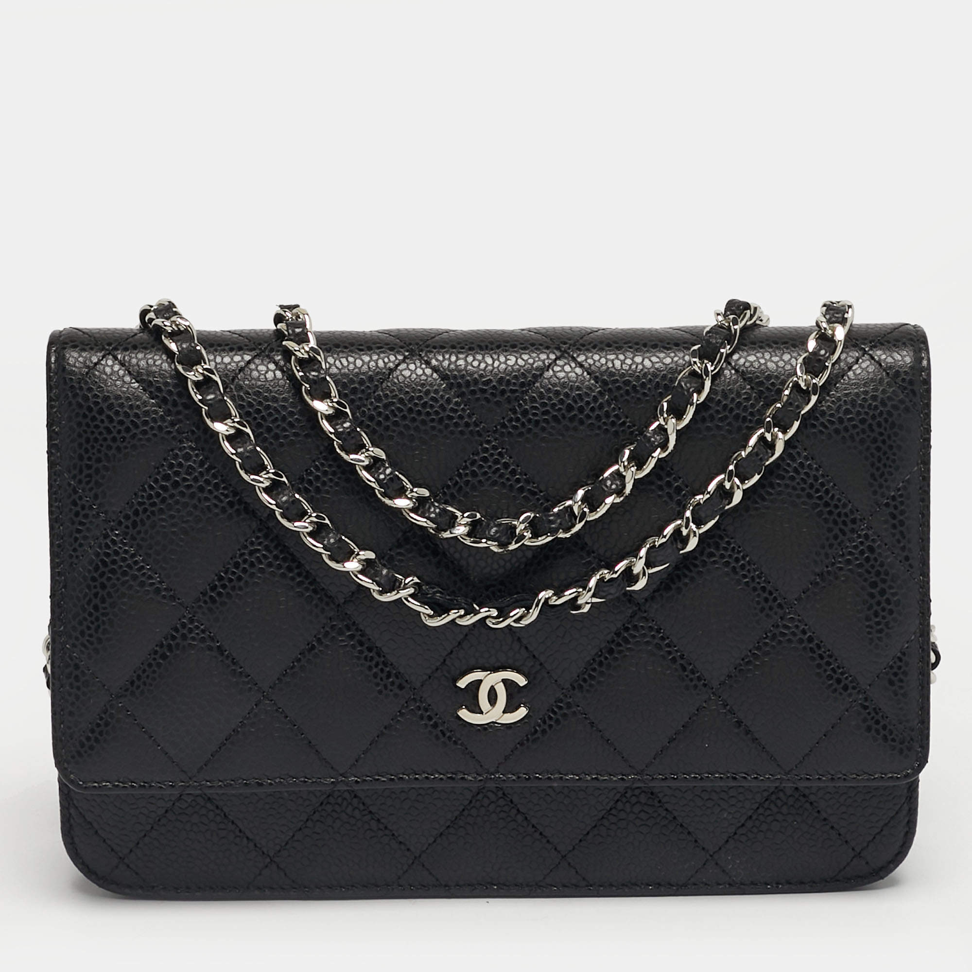 Pre Owned Chanel Black Quilted Caviar Leather Classic Wallet on Chain