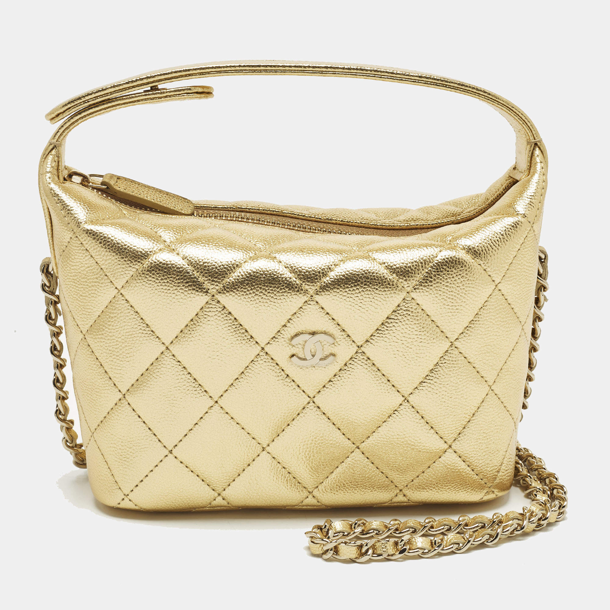 مملوكة مسبقًا Chanel CC Gold Quilted Caviar Leather Hobo