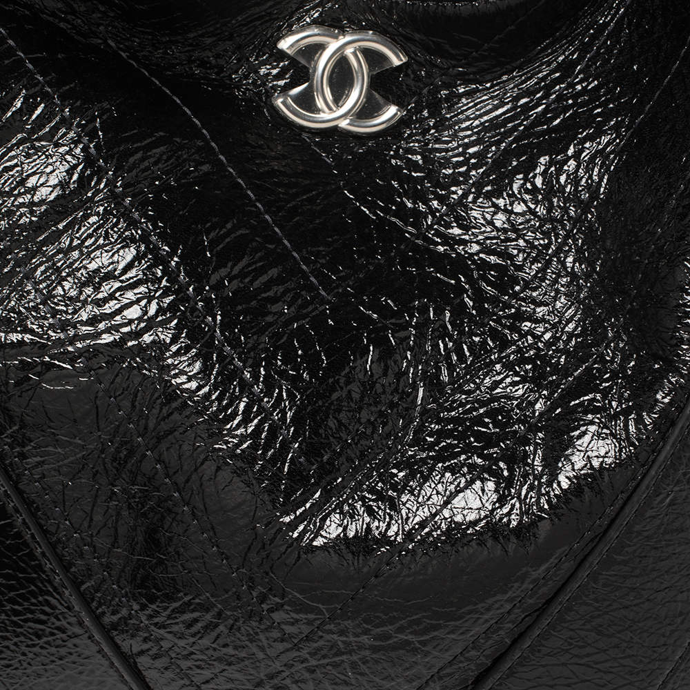 Chanel Black Crumpled Patent Leather Droplet Bag Chanel