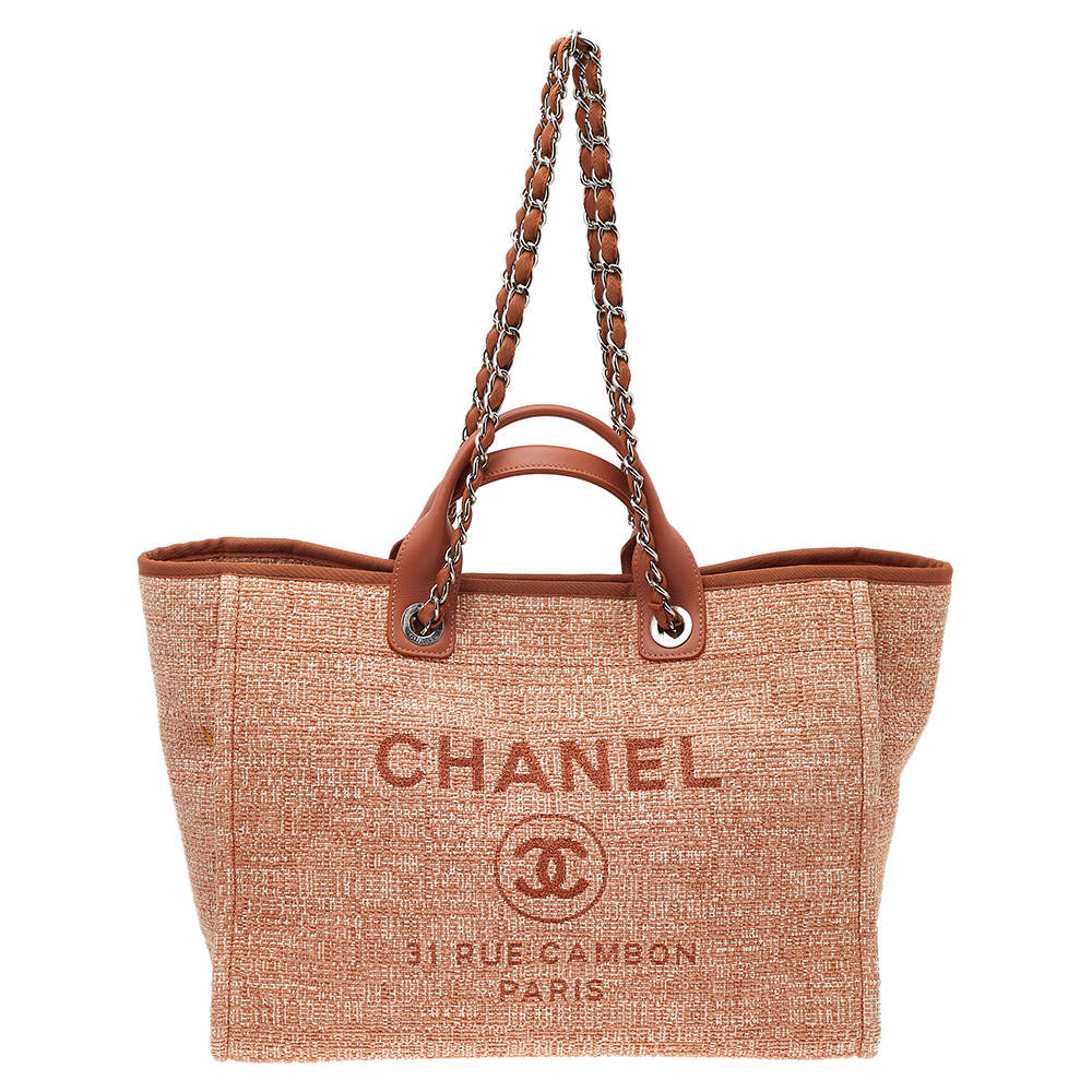 مملوكة مسبقًا Chanel Bronze/White Woven Canvas And Raffia Large Deauville Bag