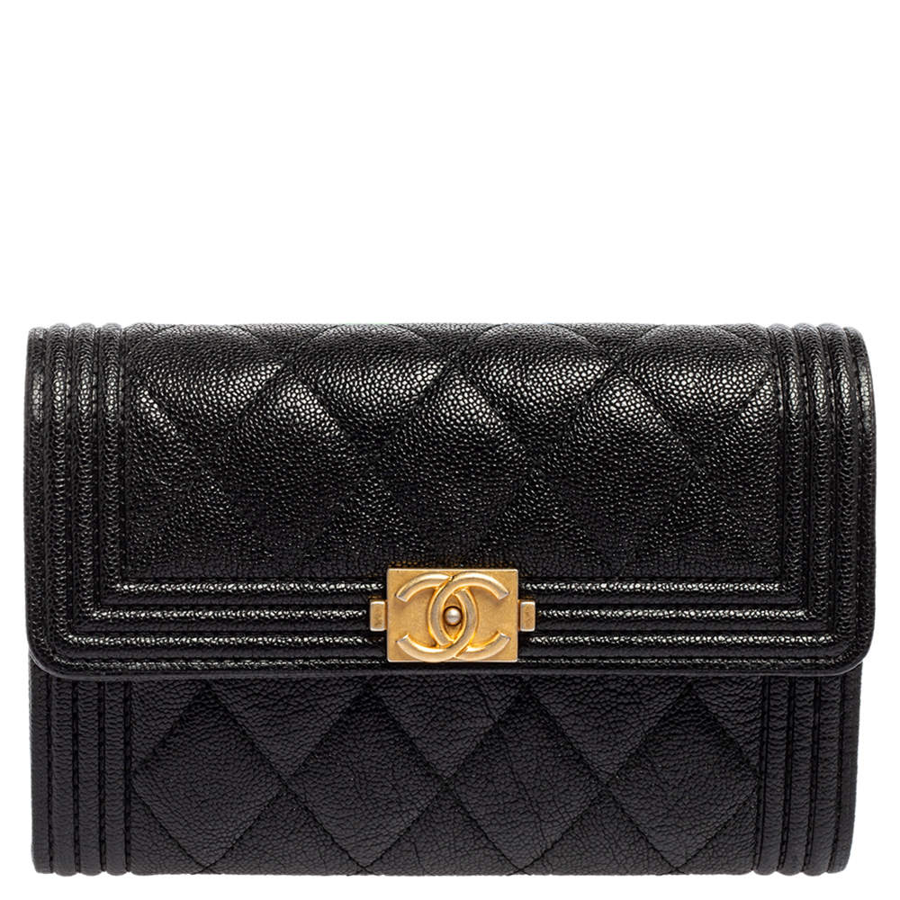 Pre Owned Chanel Black Quilted Caviar Leather Boy Wallet