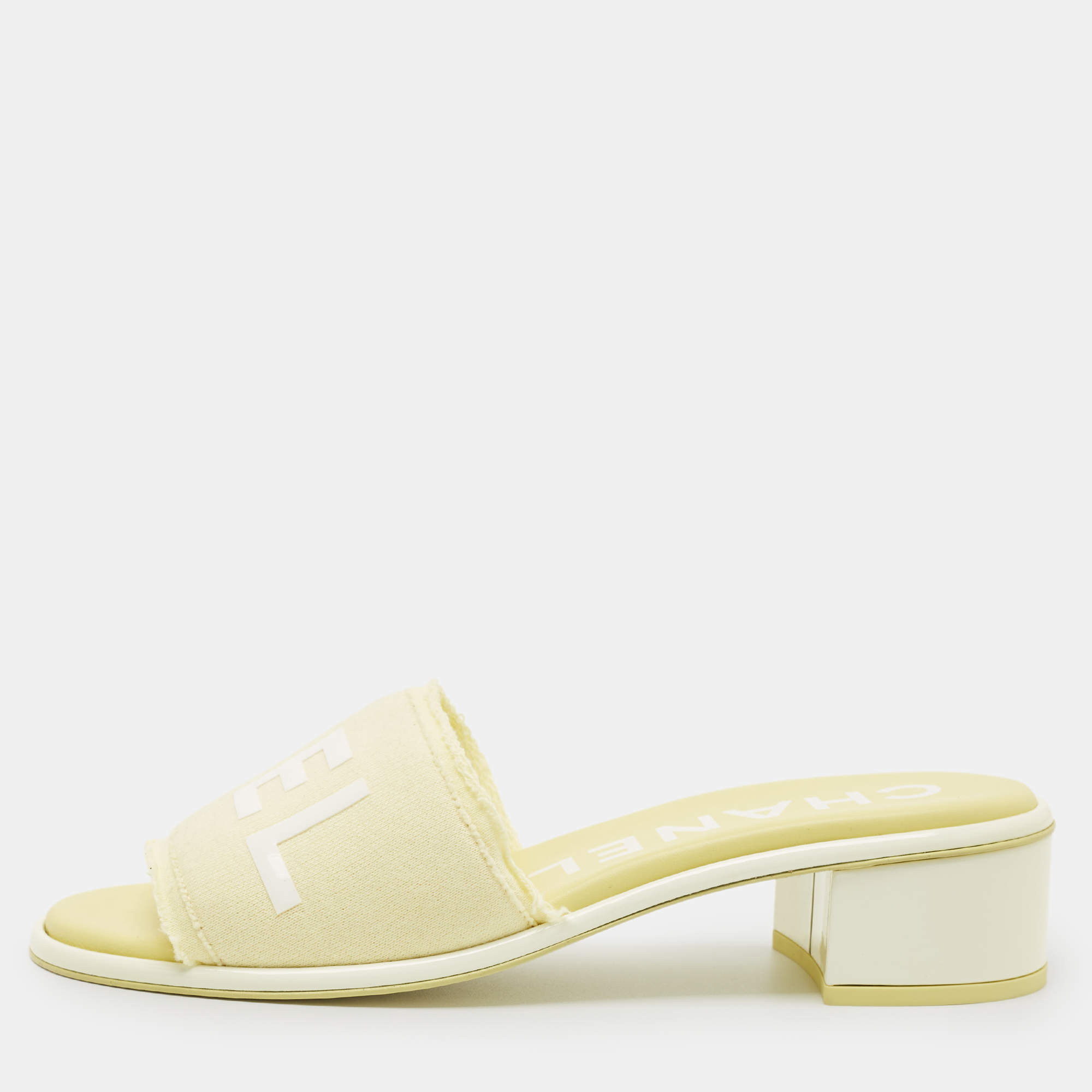 Pre Owned Chanel Yellow/White Fabric Logo Slide Sandals Size 38.5