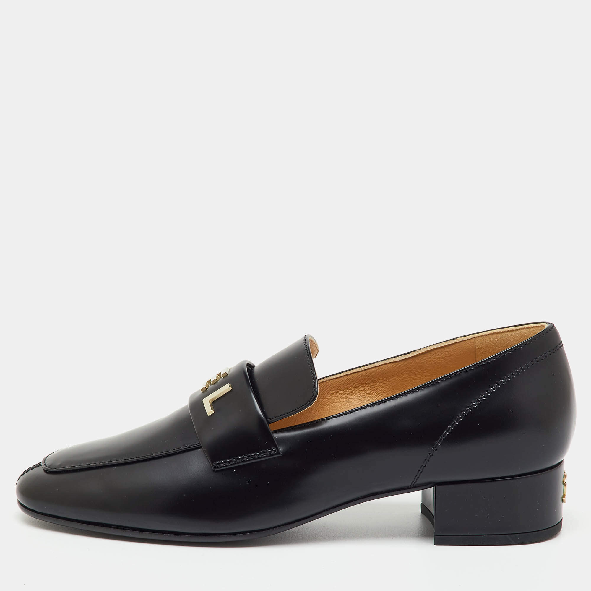Pre Owned Chanel Black Leather Interlocking CC Penny Loafers Size 38
