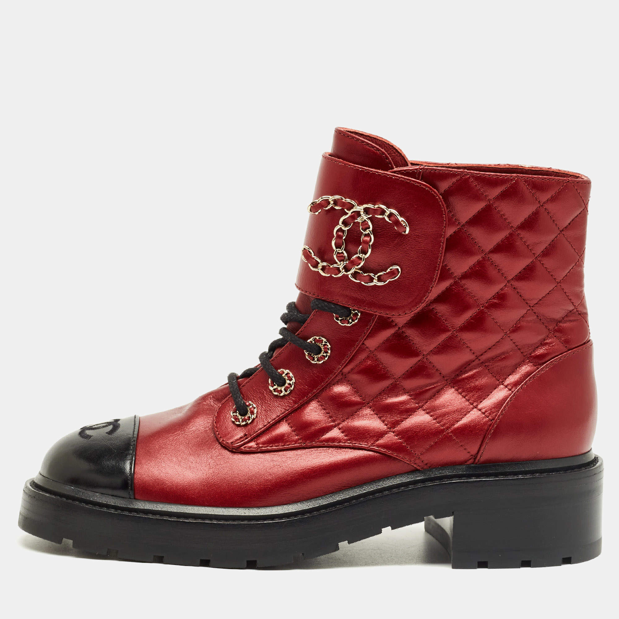 Pre Owned Chanel Red/Black Leather CC Cap Toe Chain Link Logo Combat Ankle Boots Size 40.5