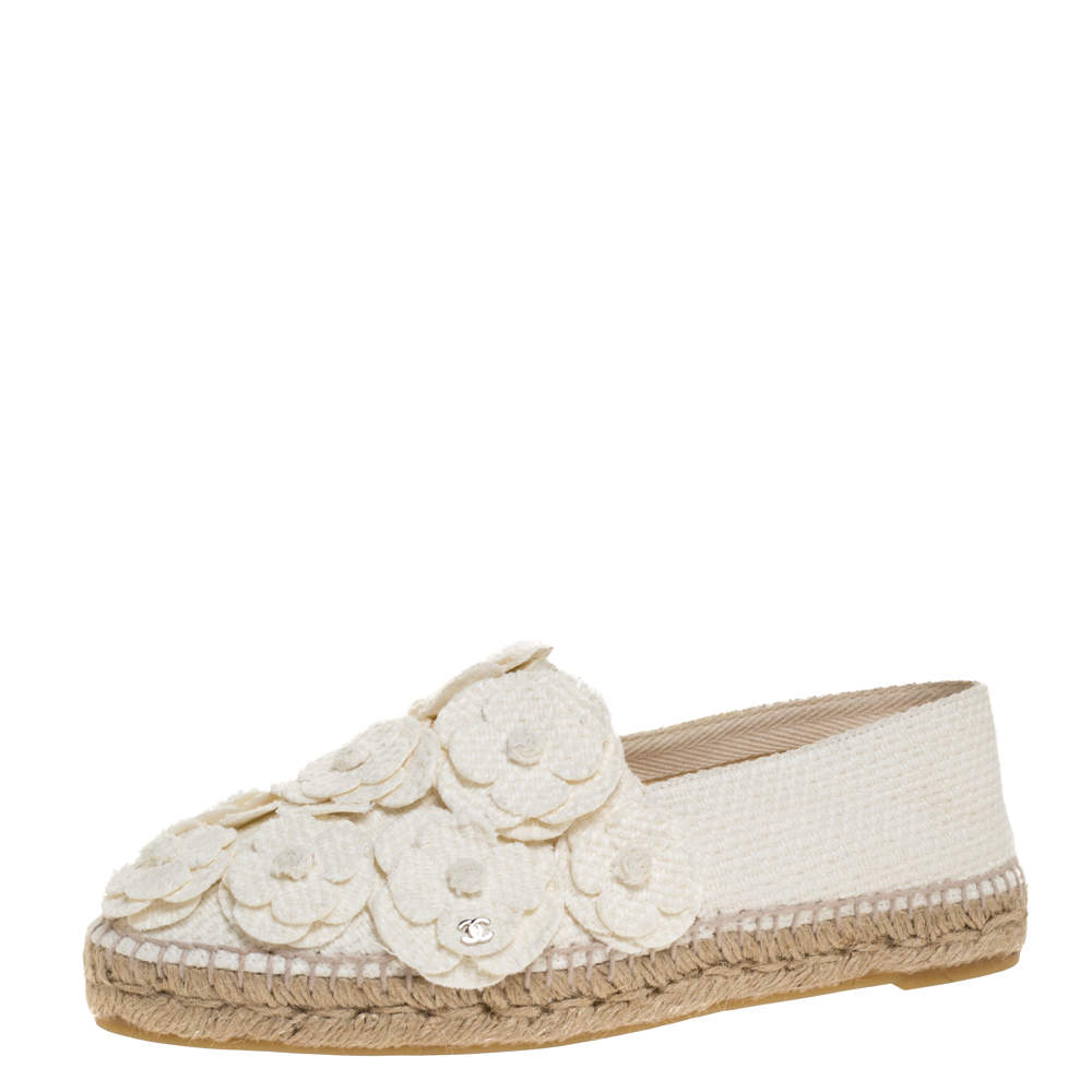 Pre Owned Chanel White Canvas CC Camellia Espadrilles Size 41
