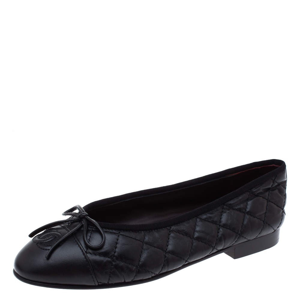 حذاء باليرينا فلات شانيل غطاء مقدمة محاكة فيونكة CC جلد مبطن أسود مقاس 37