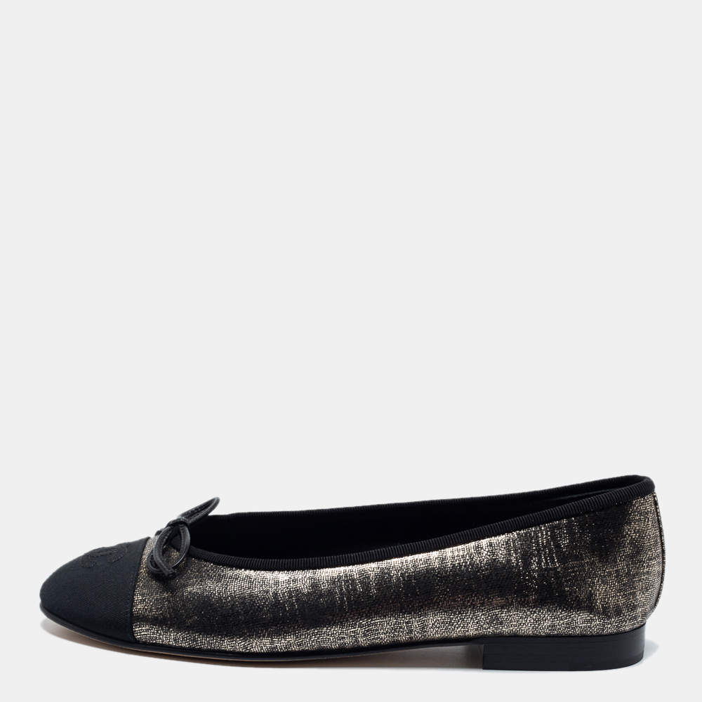 مملوكة مسبقًا Chanel Metallic Bronze/Black Leather and Canvas Ballet Flats Size 37.5