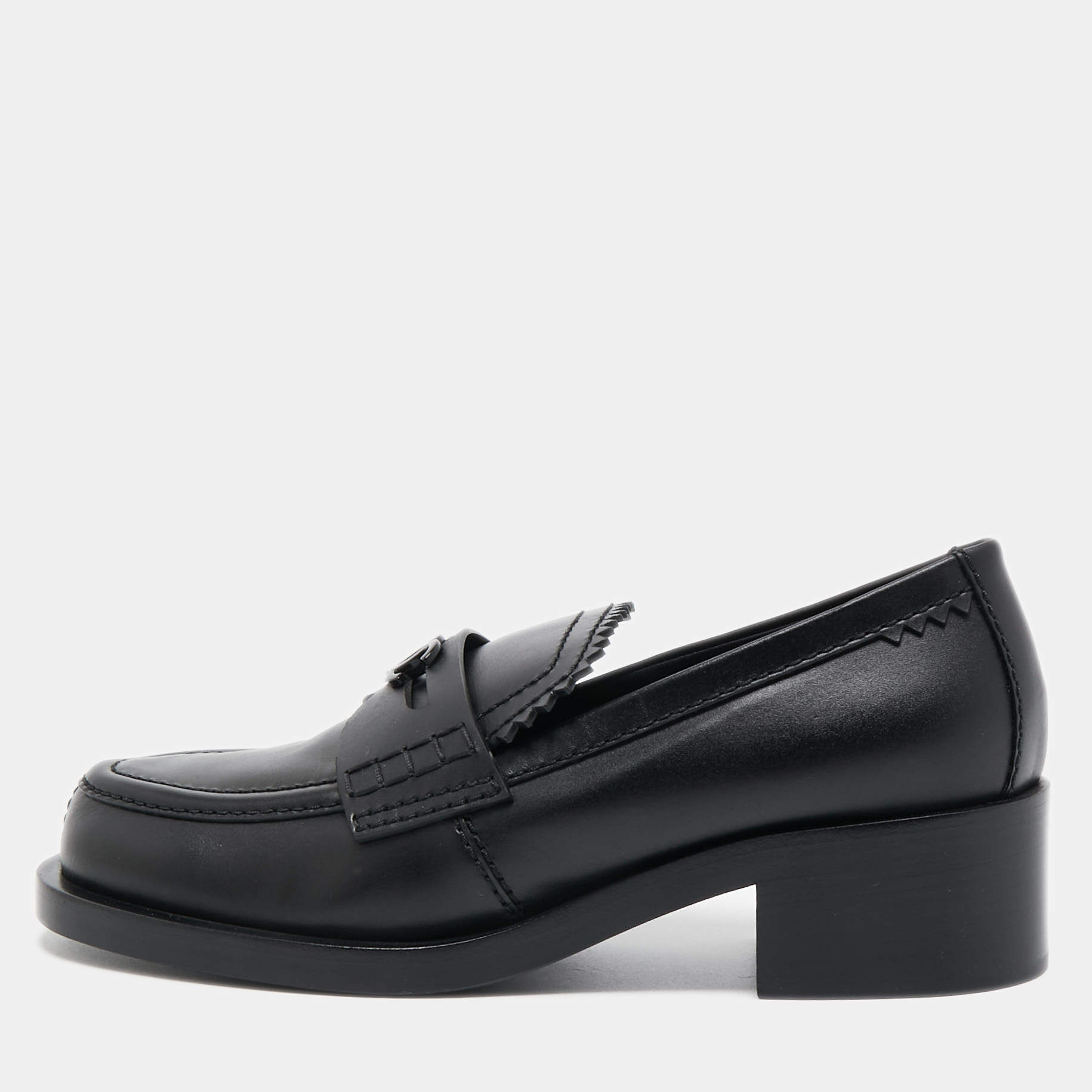 Chanel Black Leather Slip On Loafers Size 38.5