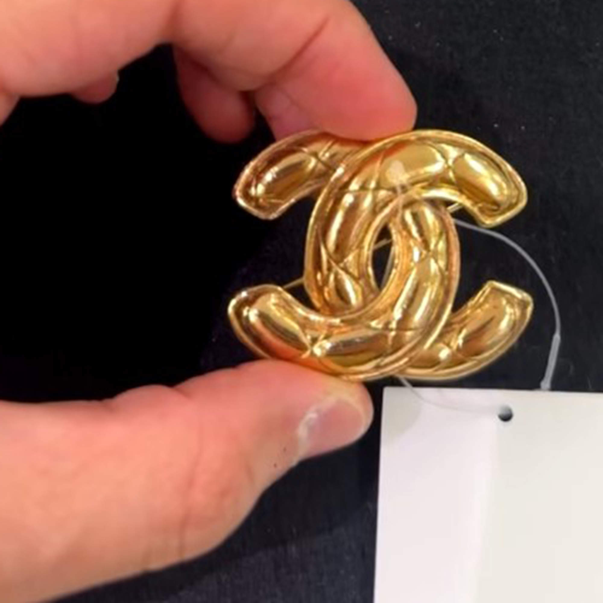 Pre Owned Chanel Vintage CC Brooch