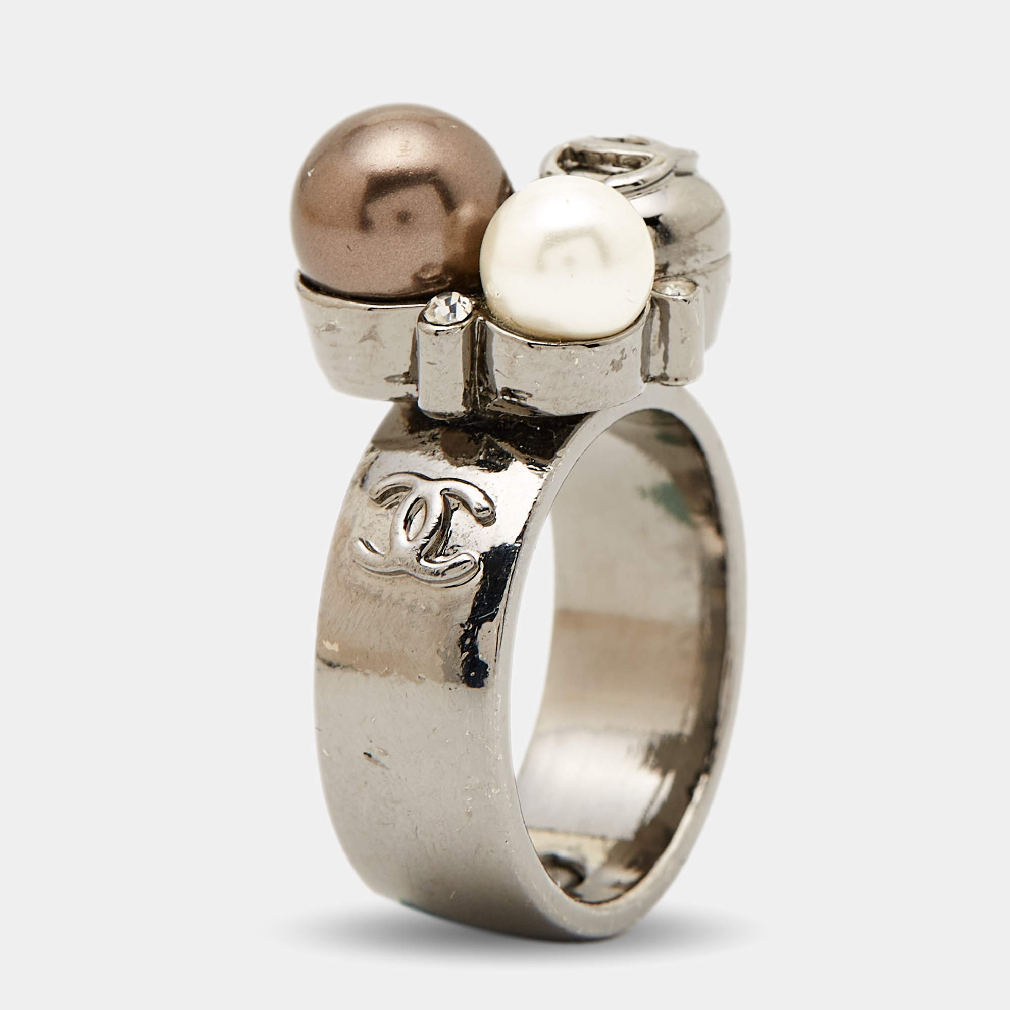 Pre Owned Chanel CC Faux Pearl Crystals Gunmetal Tone Ring Size 54
