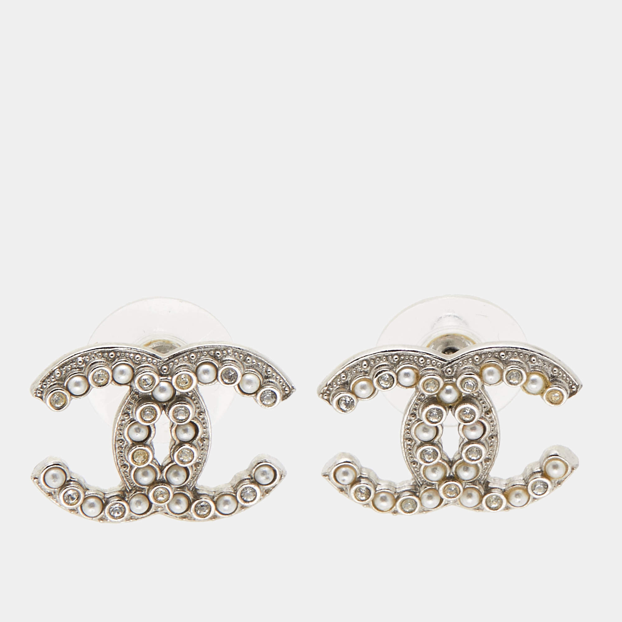 Pre Owned Chanel CC Crystals Faux Pearl Silver Tone Earrings