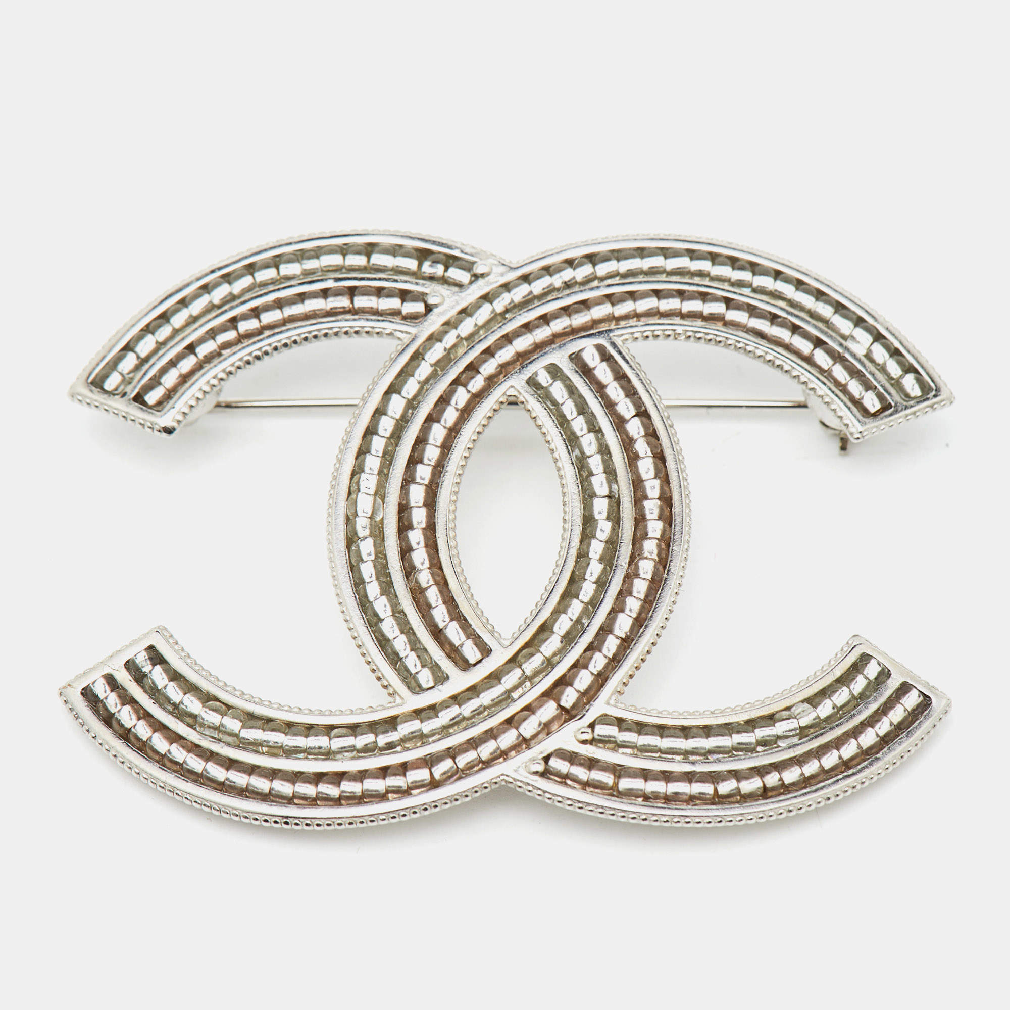 Pre Owned Chanel CC Resin Silver-Tone Pin Brooch