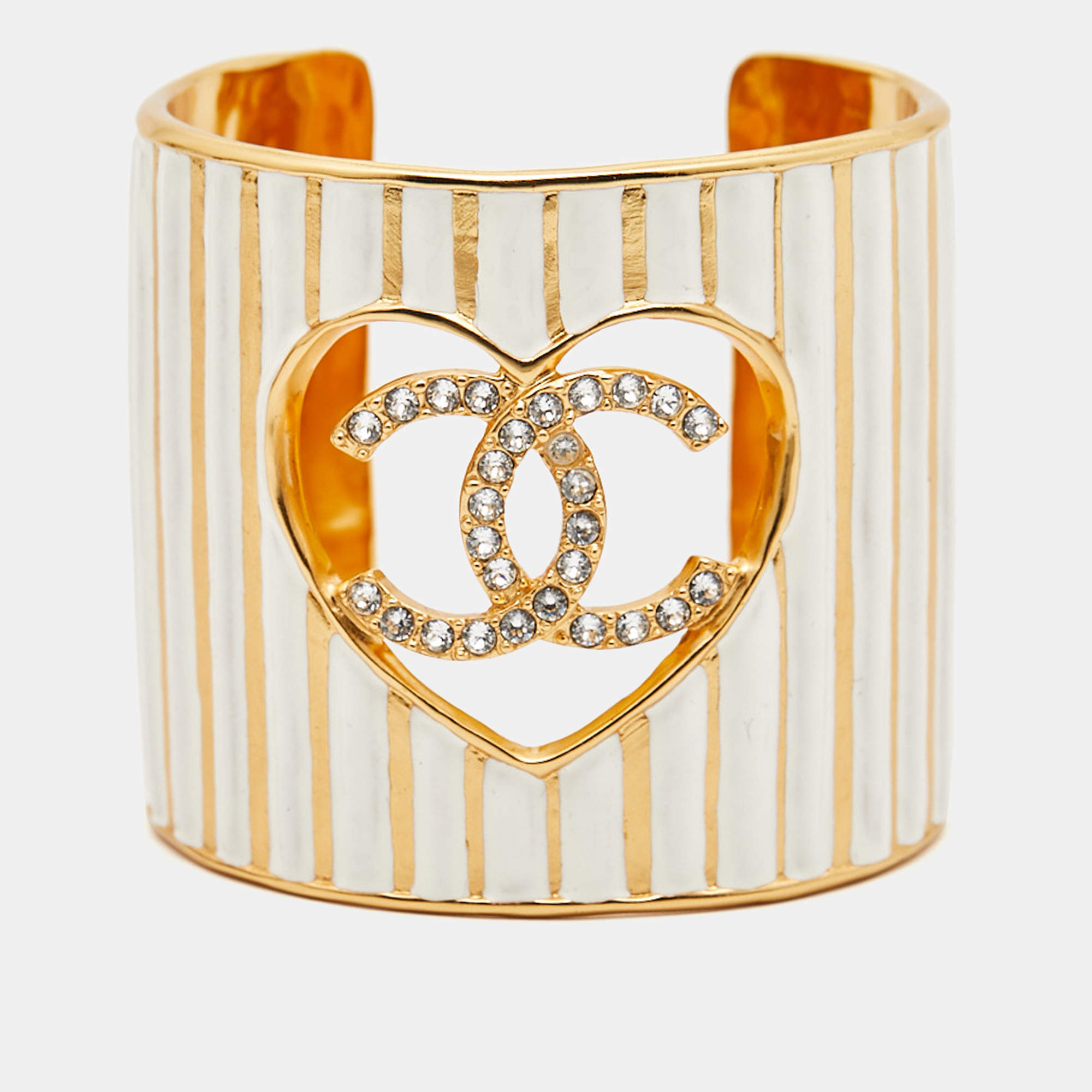 Pre Owned Chanel CC Heart Crystals Enamel Gold Tone Cuff Bracelet