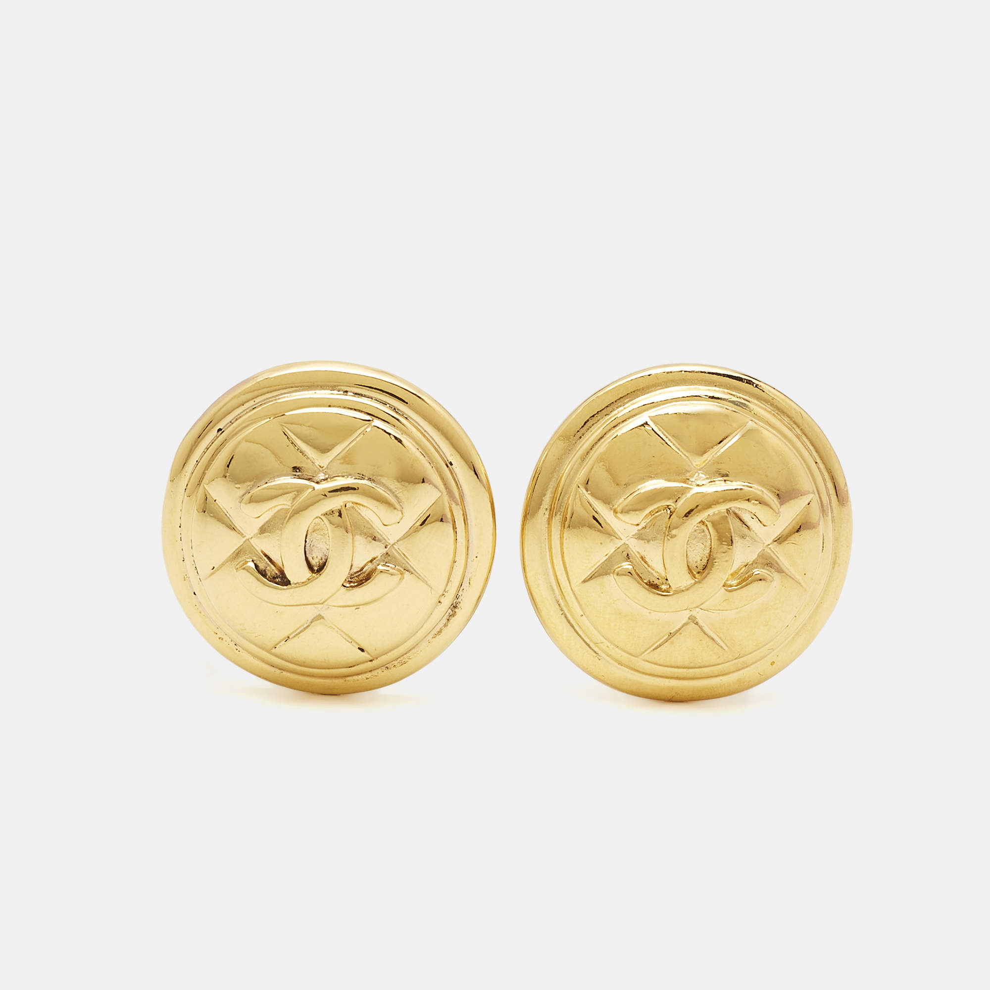 Pre Owned Chanel CC Vintage Quilted Gold Tone Clip On Earrings