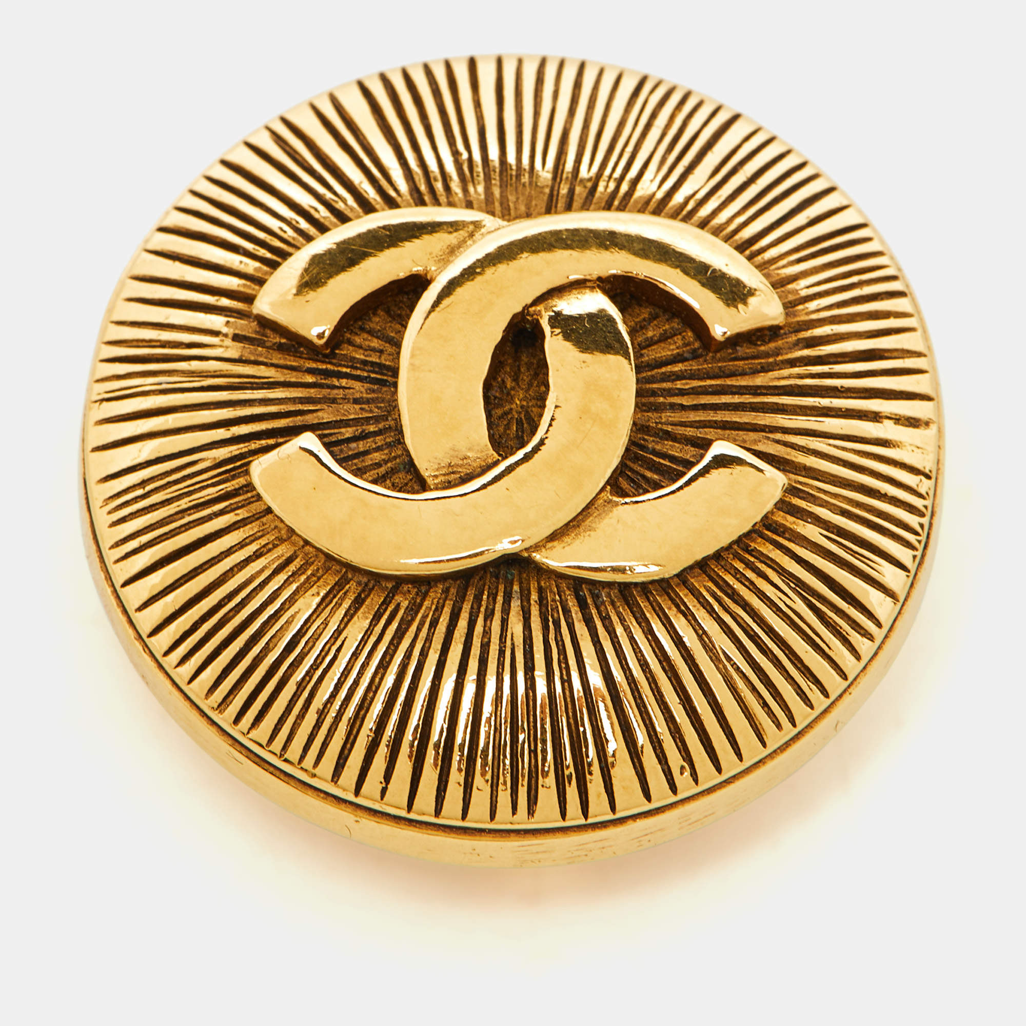 Pre Owned Chanel CC Vintage Gold Tone Brooch