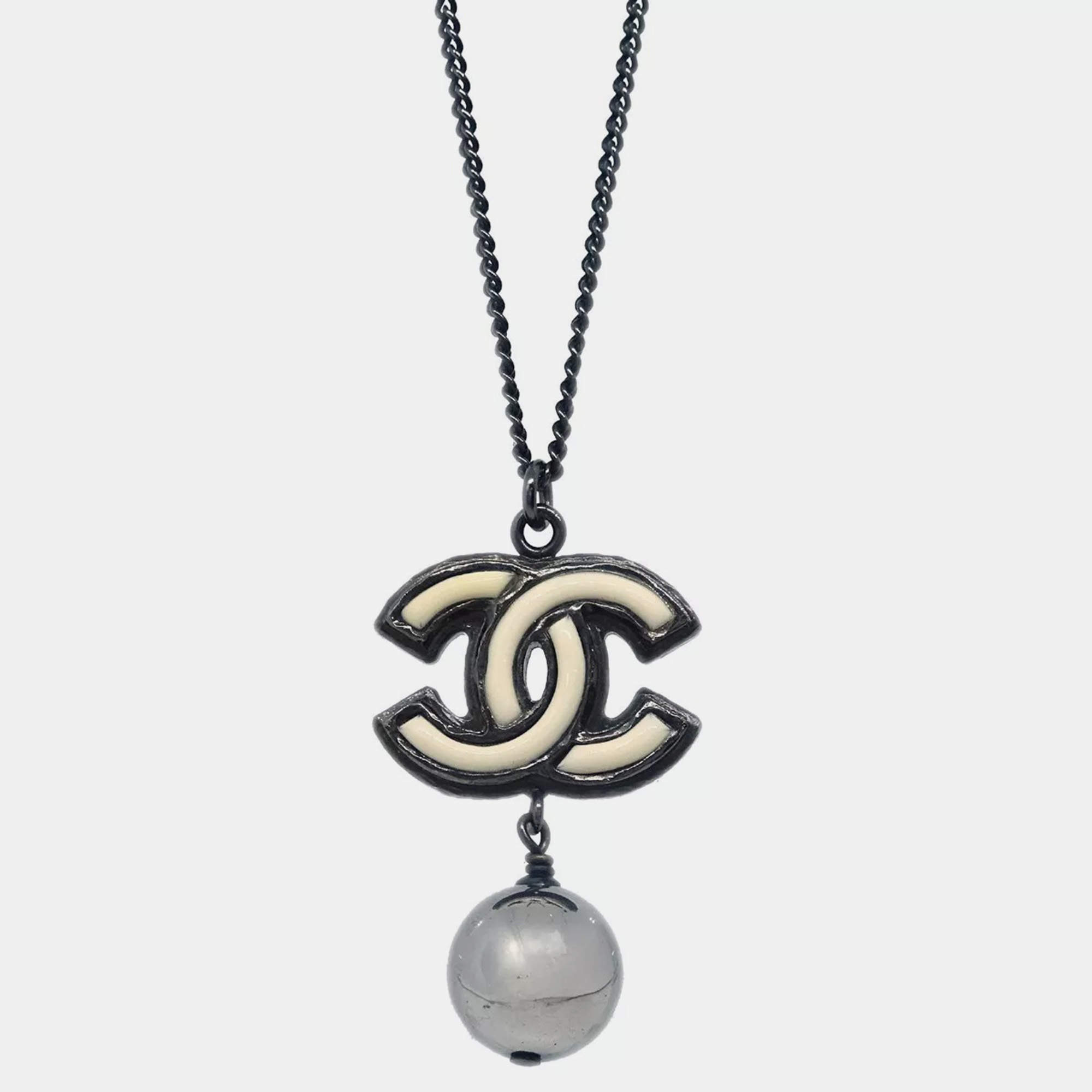 Chanel Silver Chain Necklace