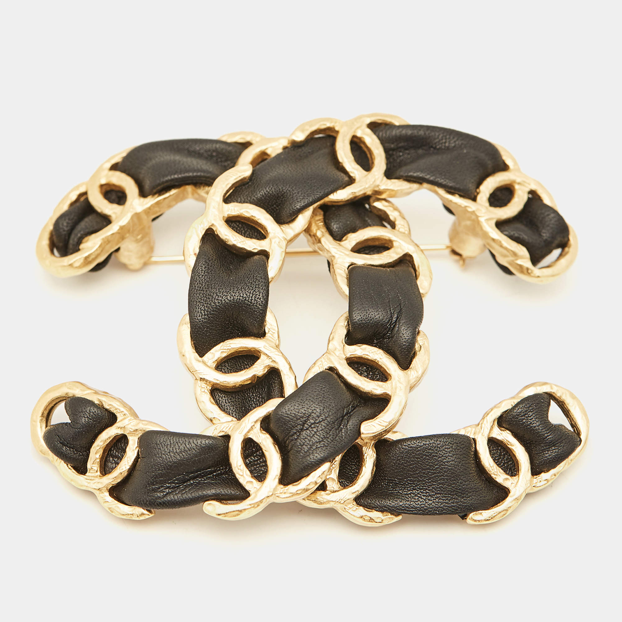 Pre Owned Chanel CC Leather Gold Tone Large Brooch
