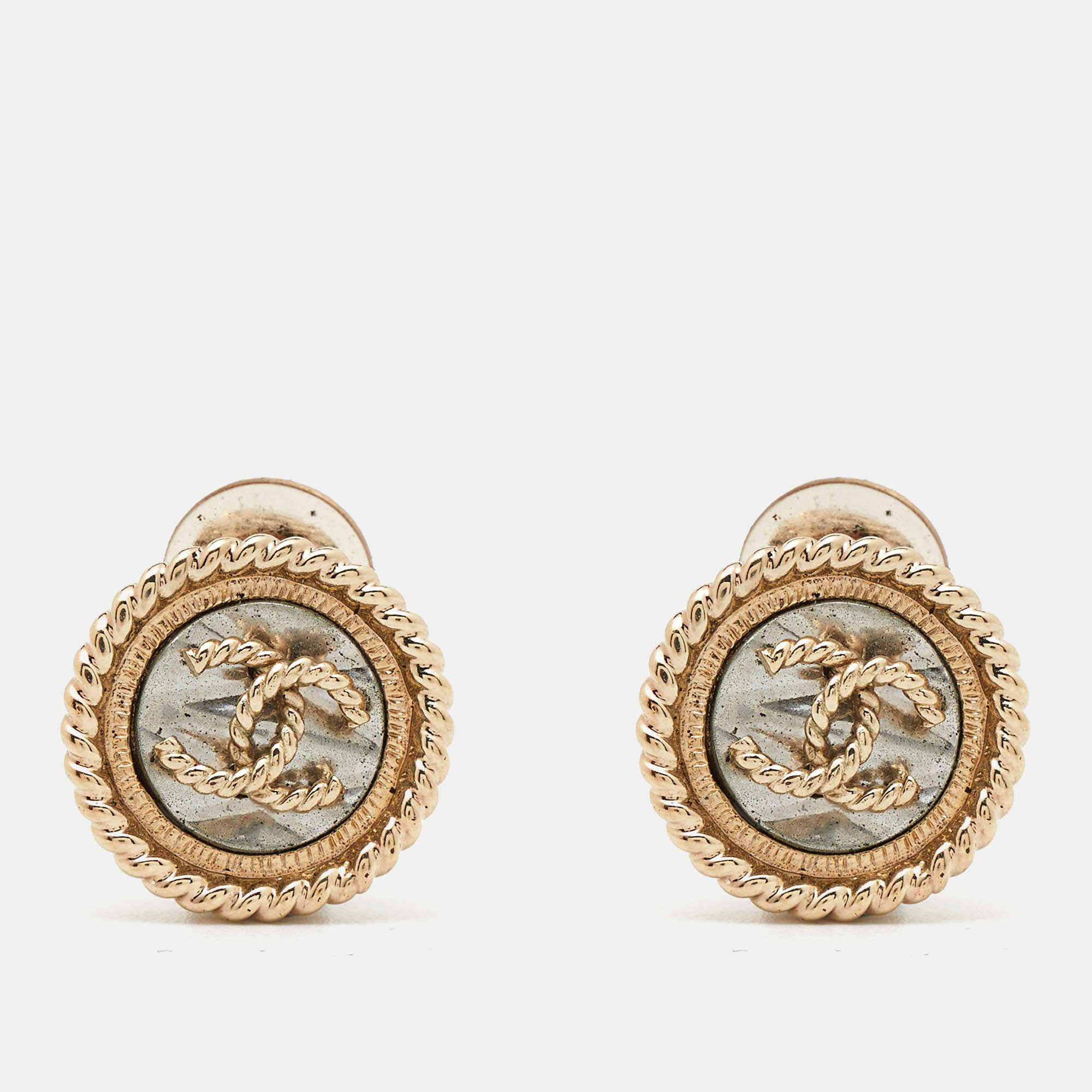 Pre Owned Chanel CC Two Tone Metal Clip on Earrings