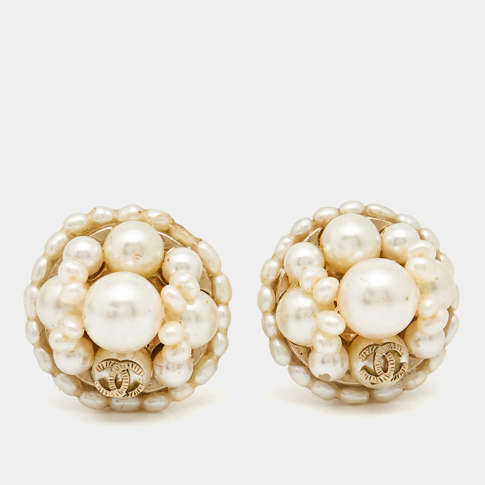 Pre Owned Chanel CC Faux Pearl Gold Tone Earrings