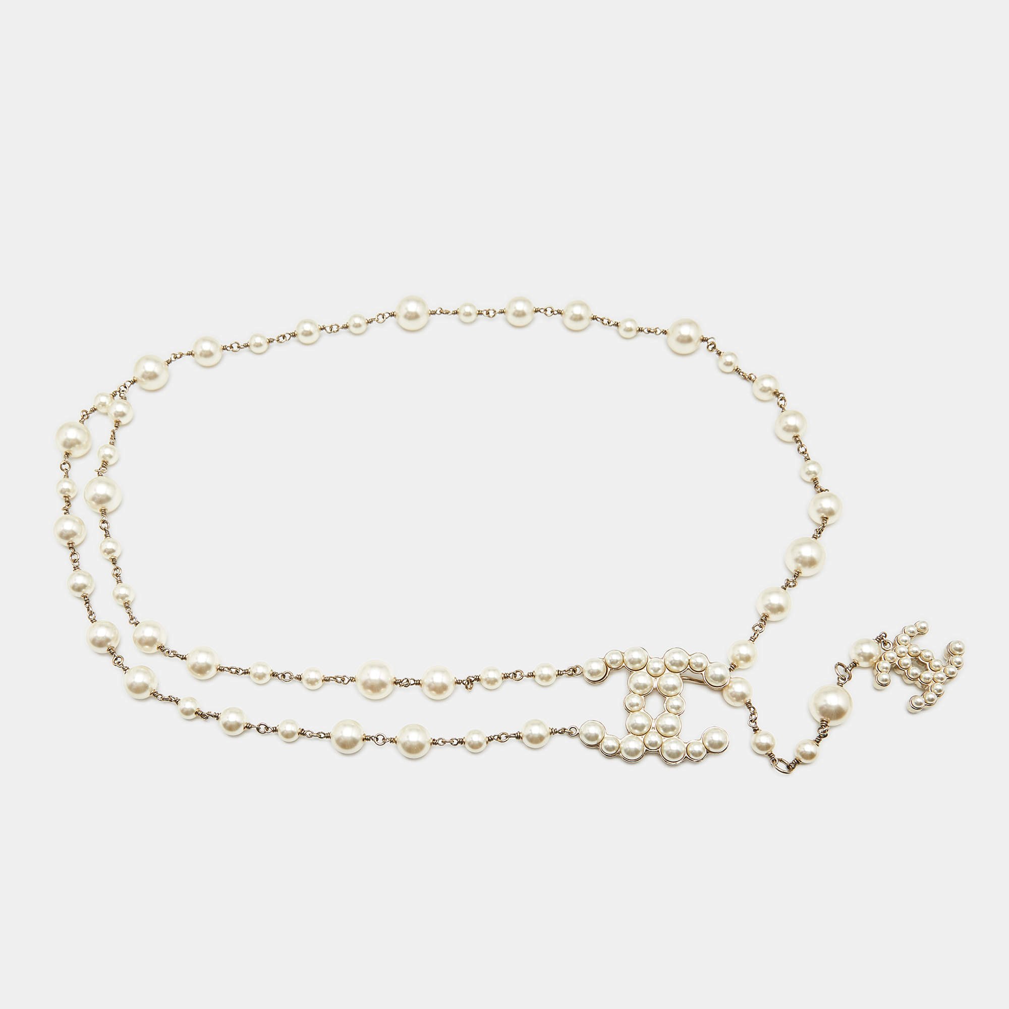 Pre Owned Chanel  CC Faux Pearl Gold Tone Belt