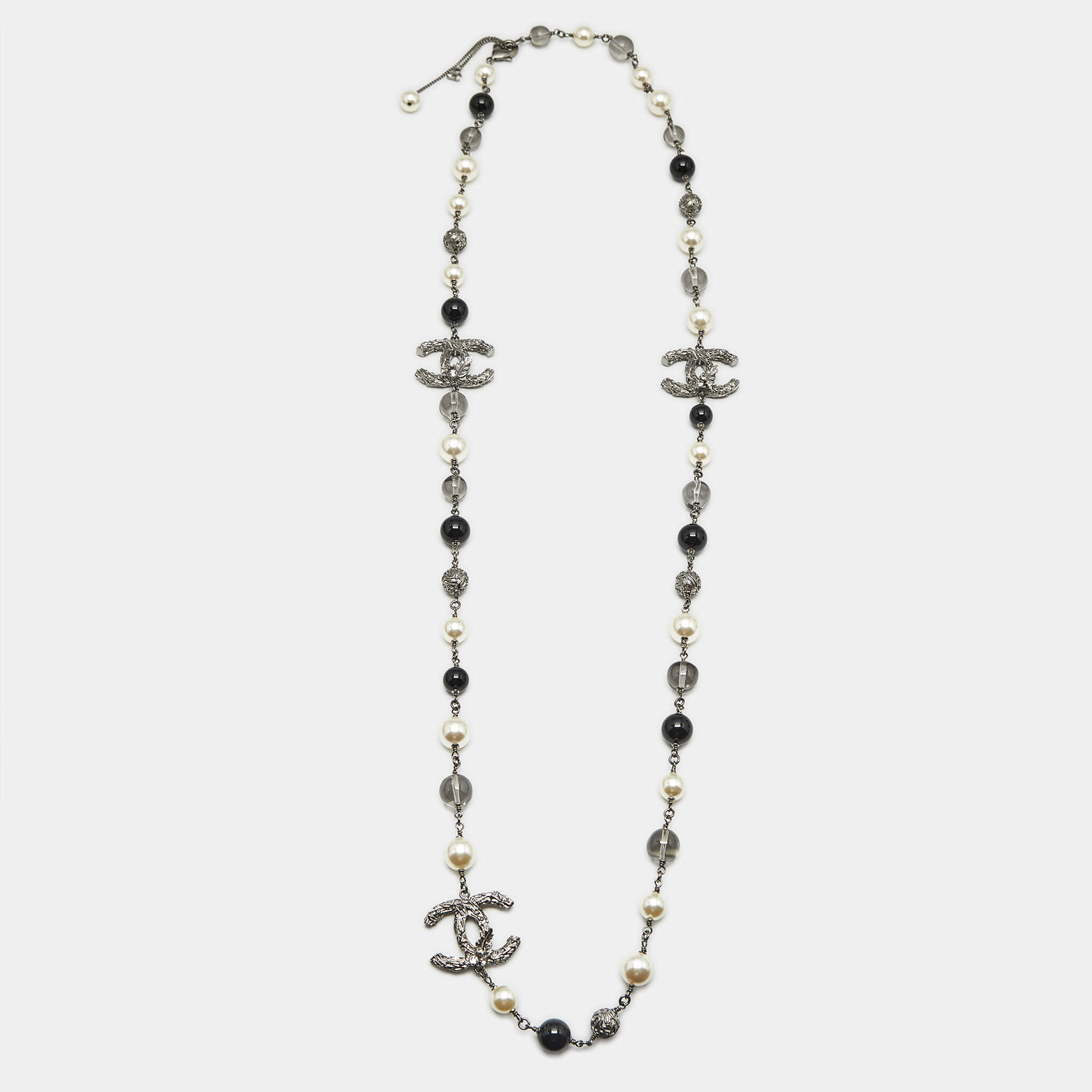 Chanel CC Faux PearlCrystals Beaded Star Silver Tone Long Necklace