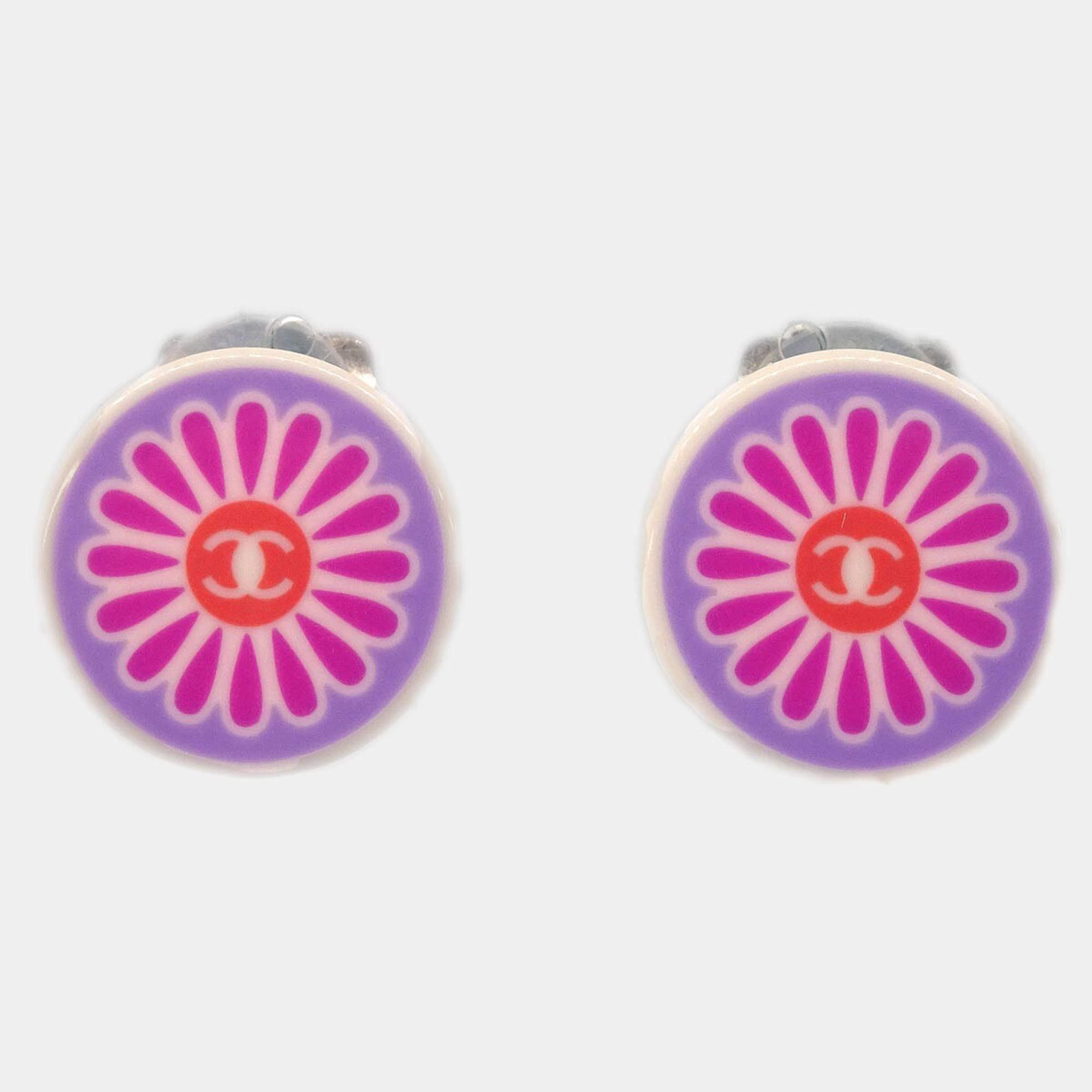 Chanel White Acrylic Clip-On Earrings 