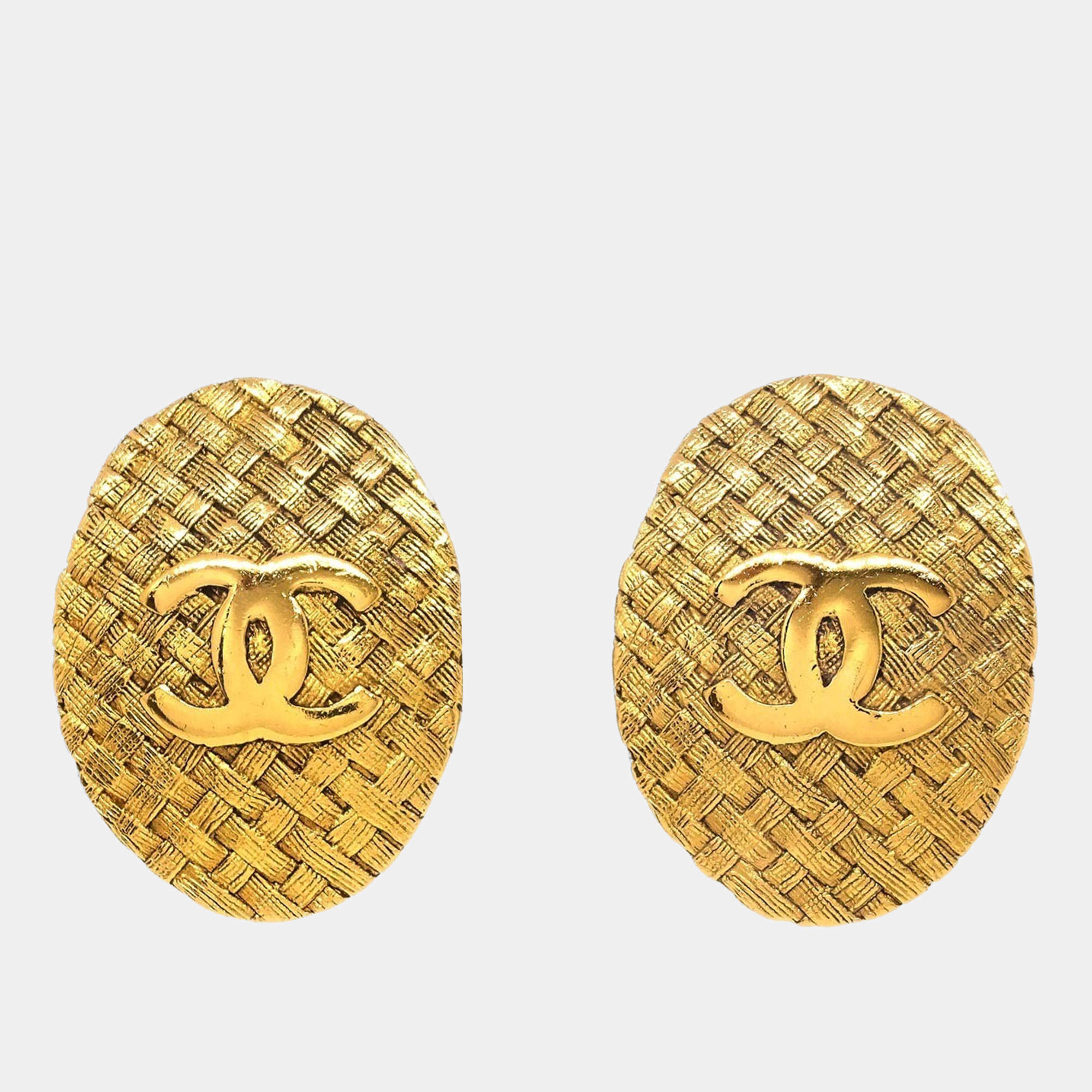 Chanel Oval Earrings Clip-On Gold