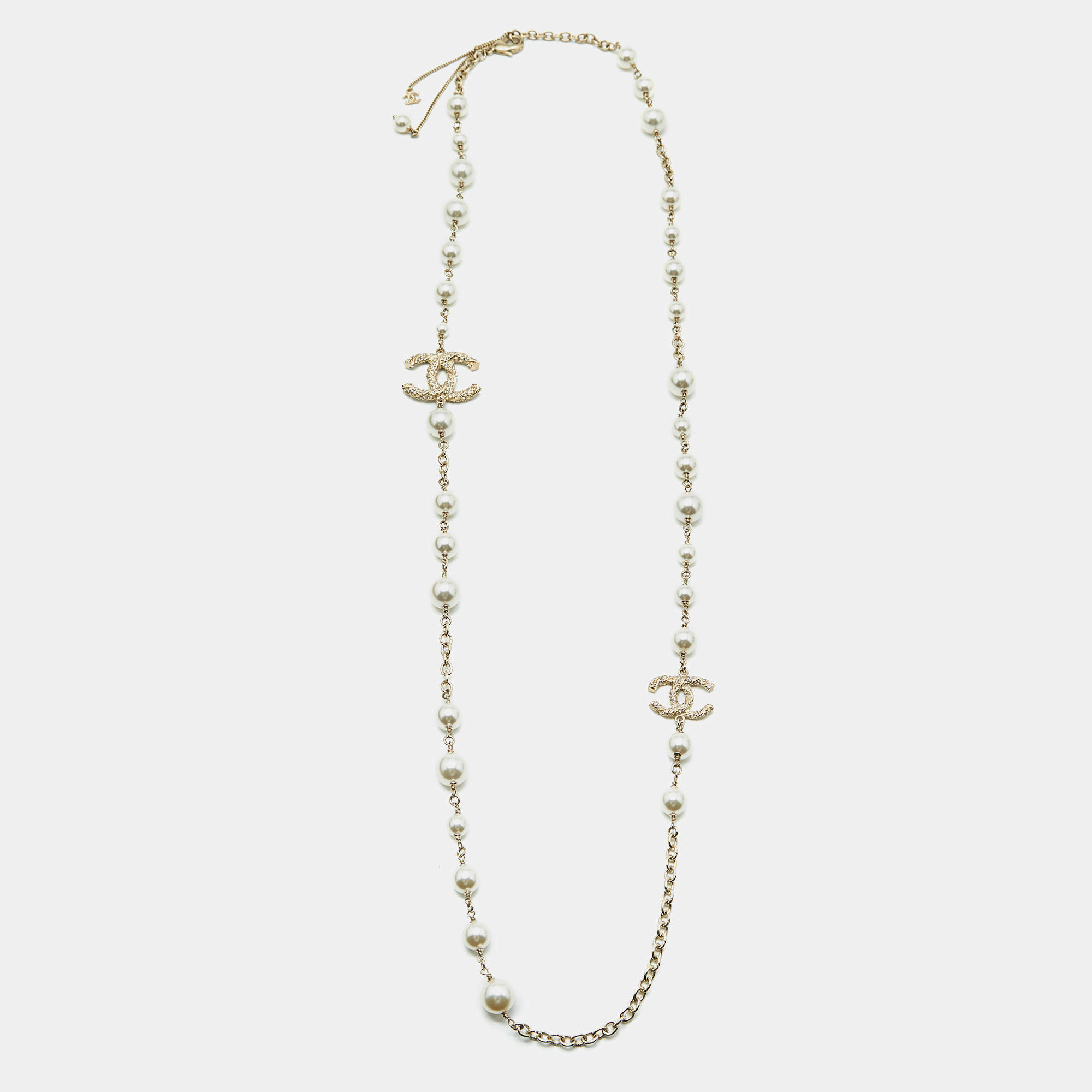 Pre Owned Chanel CC Crystals Faux Pearl Gold Tone Long Necklace