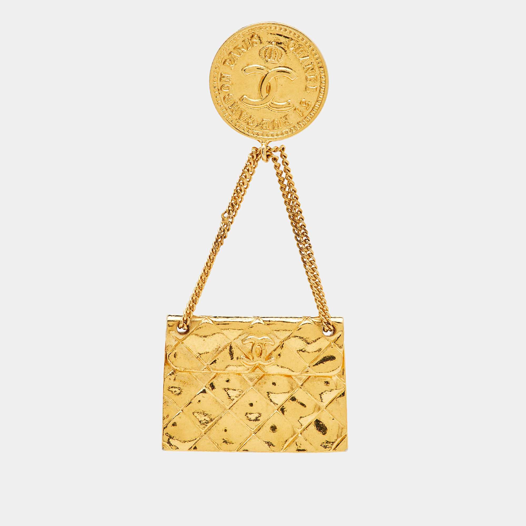 مملوكة مسبقًا Chanel Hanging Flap Bag Motif Gold Tone Pin Brooch