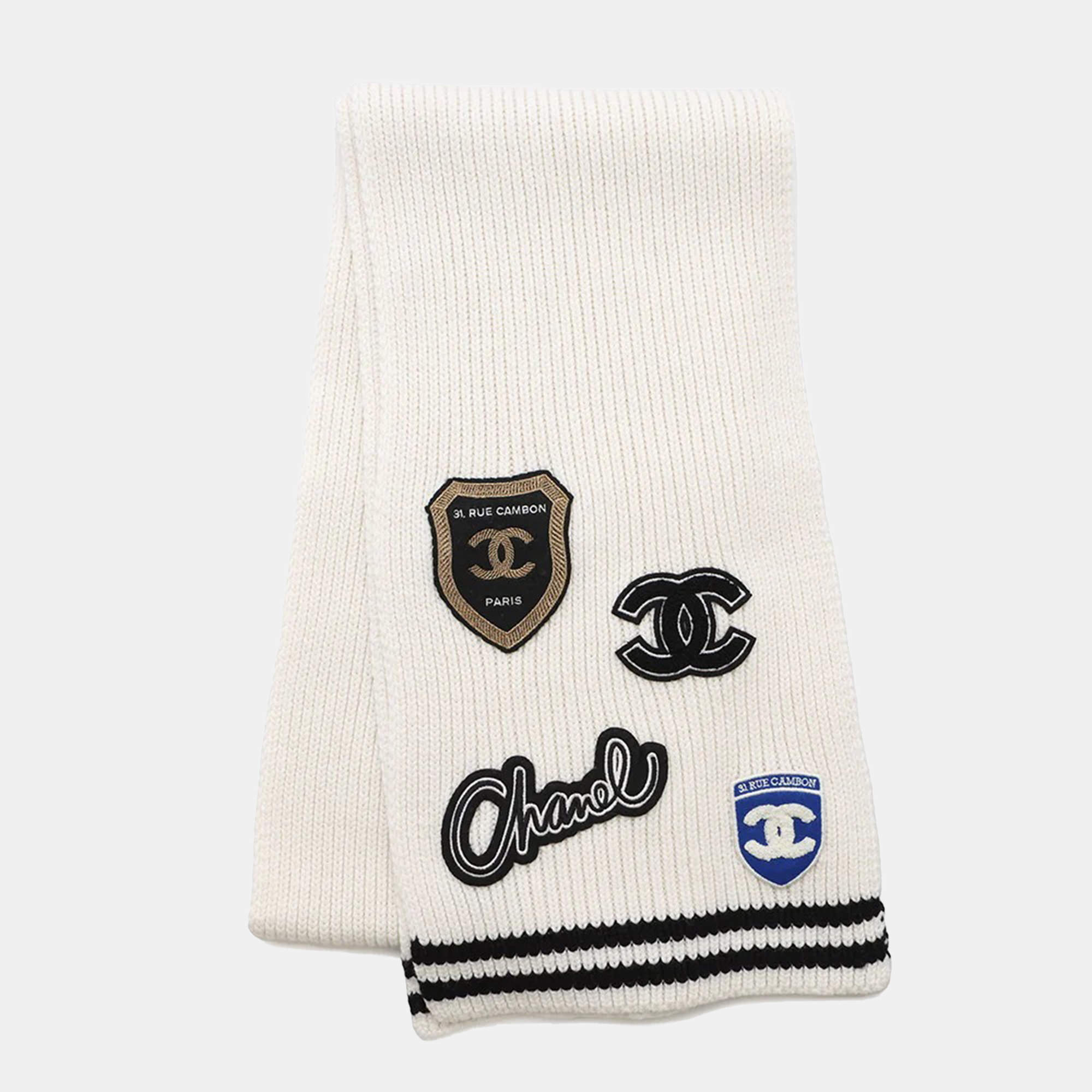 Pre Owned Chanel Logo Patch White Black 100% Cashmere Scarf