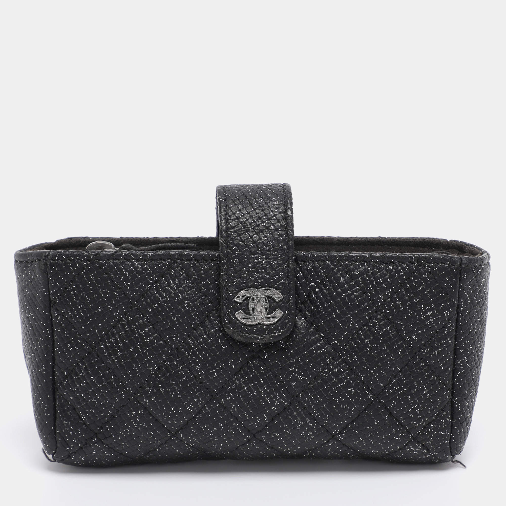 Pre Owned Chanel Black Shimmering Quilted Leather CC Phone Pouch