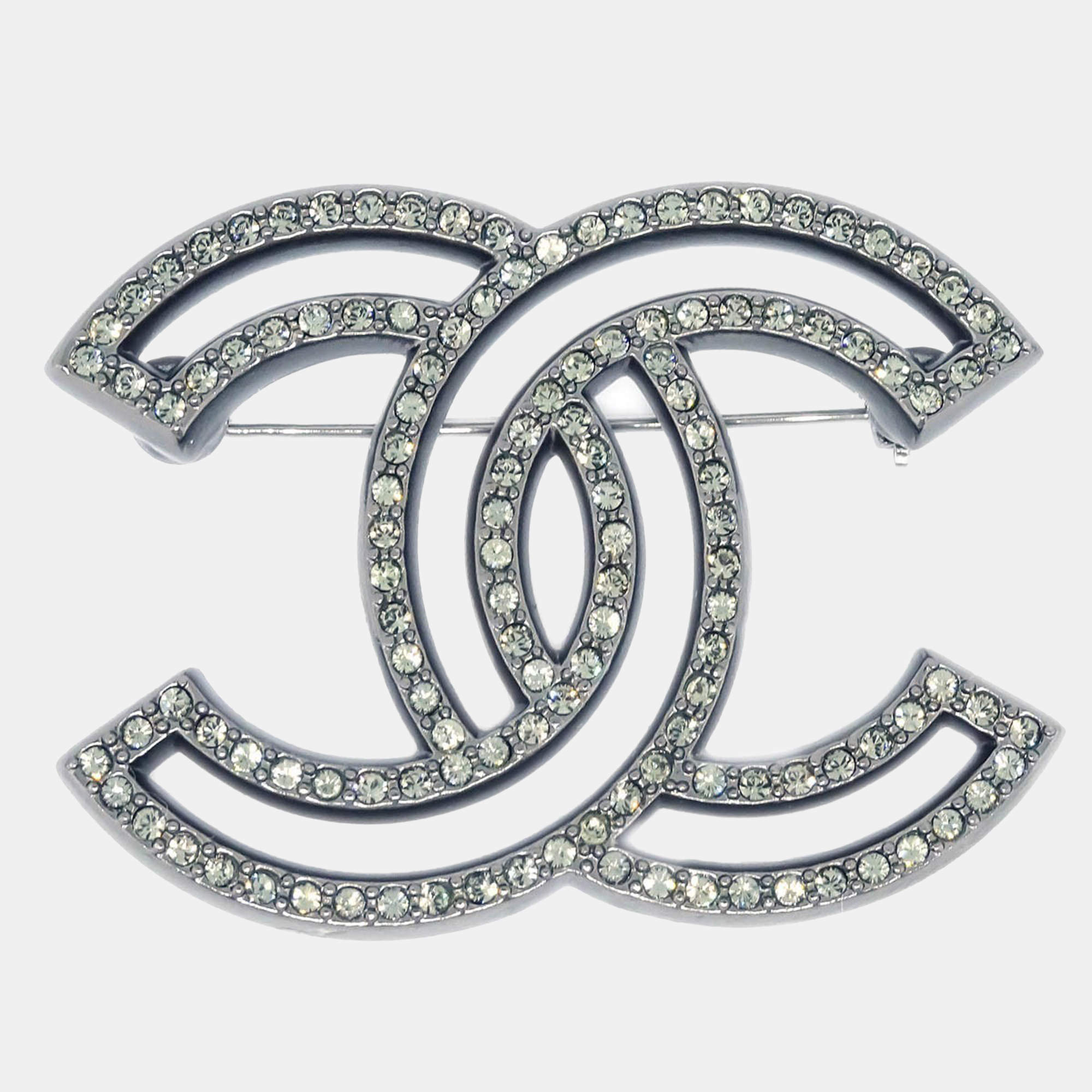 Pre Owned Chanel CC  Silver Rhinestone Pin Brooch 