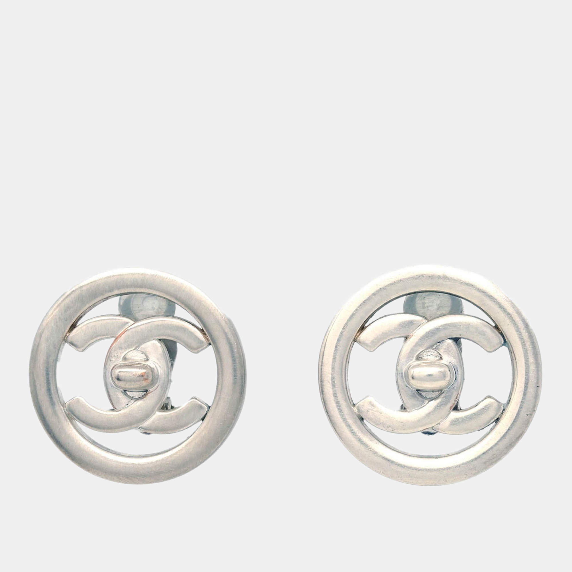 Pre Owned Chanel Turnlock Button Earrings Clip-On Silver