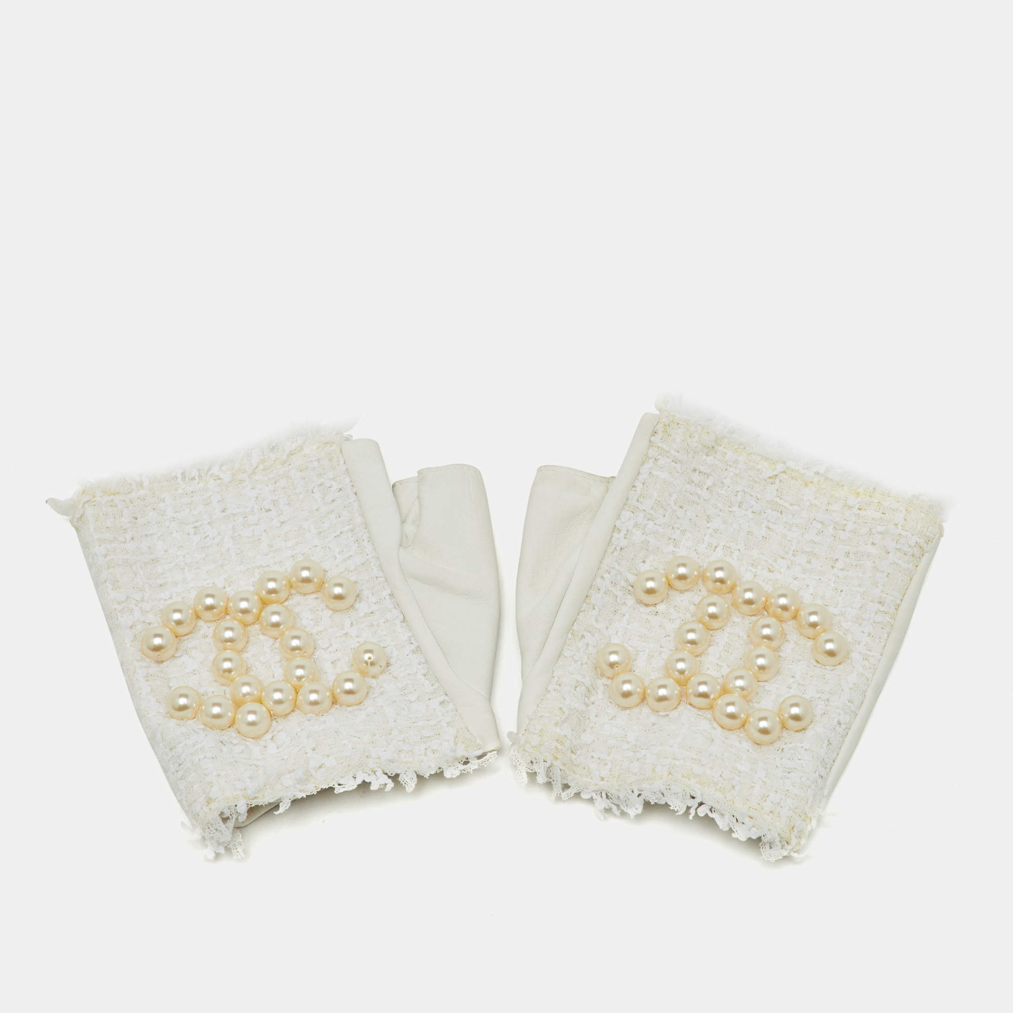 Pre Owned Chanel Off White Leather and Tweed CC Pearl Embellished Fingerless Gloves Size 8