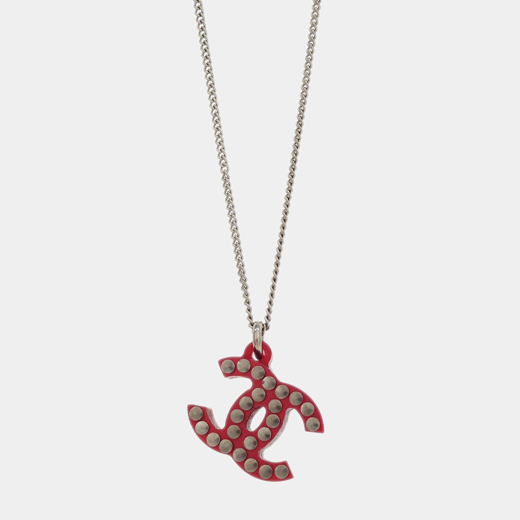 Pre Owned Chanel CC Acrylic Silver Red Chain Pendant Necklace