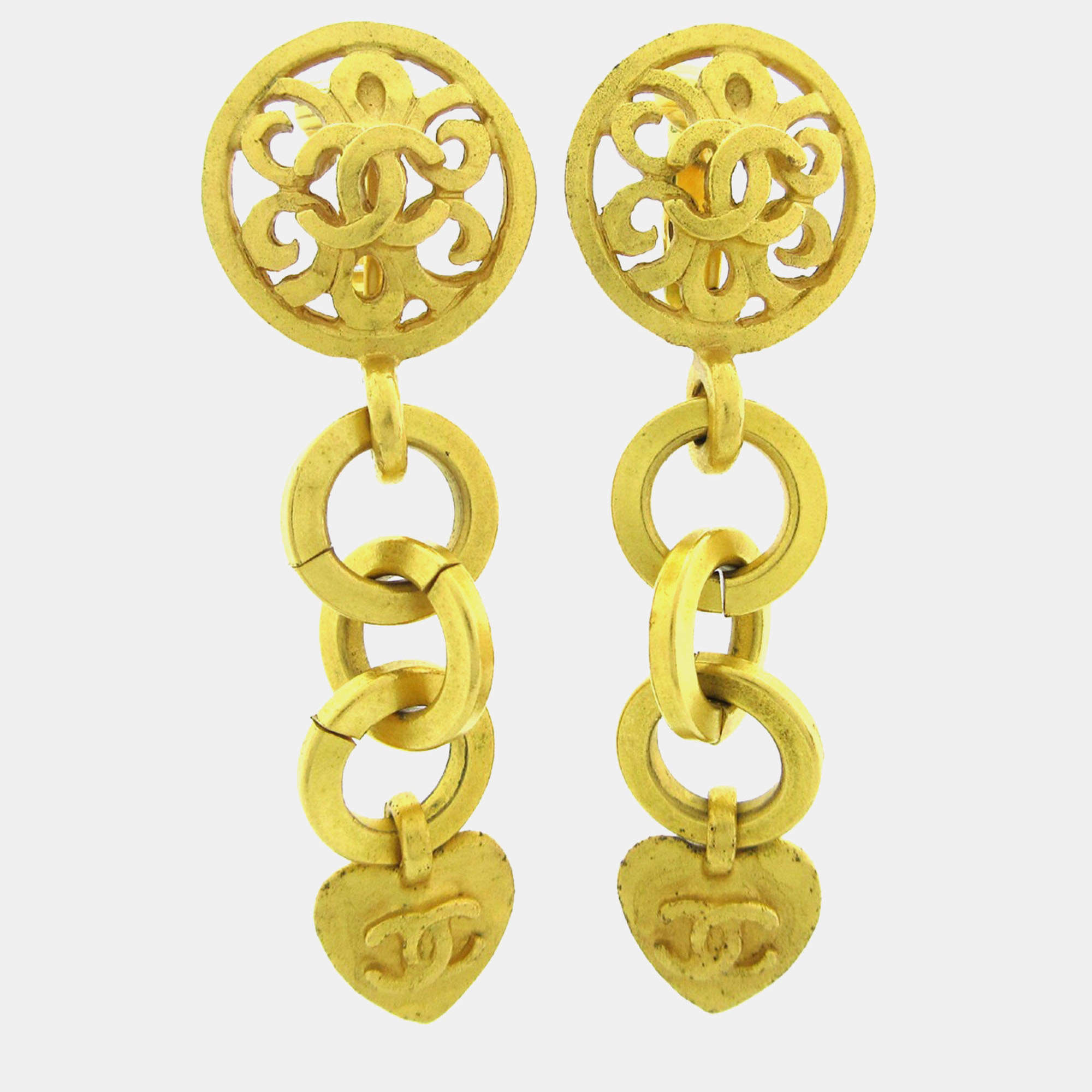 Pre Owned Chanel Heart Dangle Earrings Clip-On Gold
