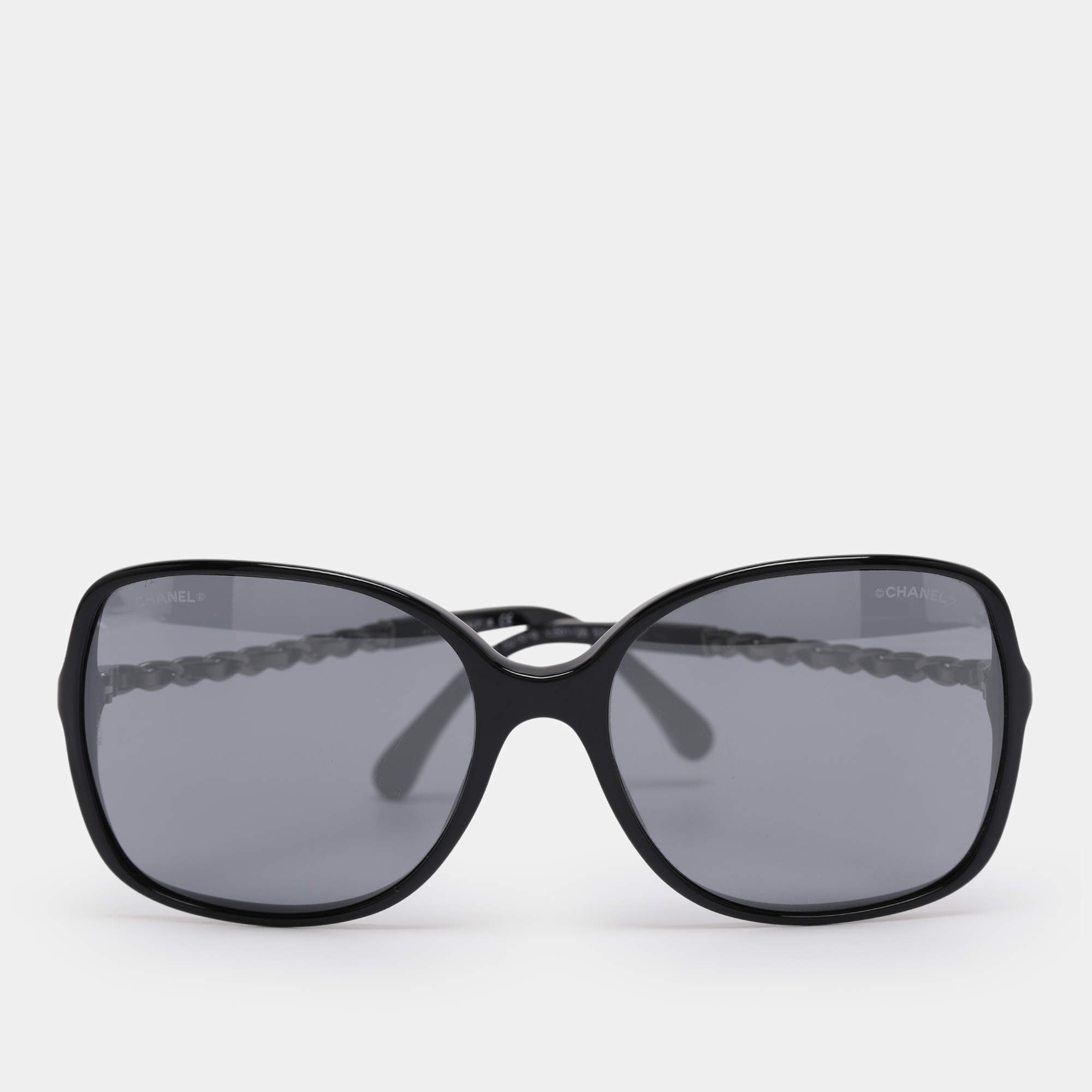 Pre Owned Chanel Black 5210-Q Chain Detail Square Sunglasses