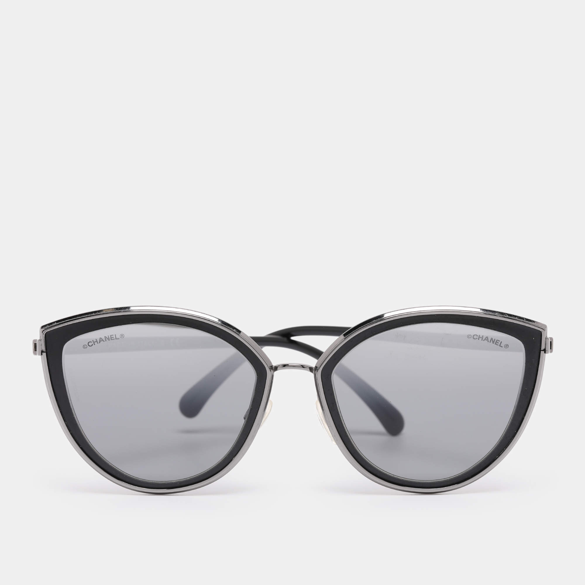 Pre Owned Chanel Black Gradient 4222 Cat-Eye Sunglasses