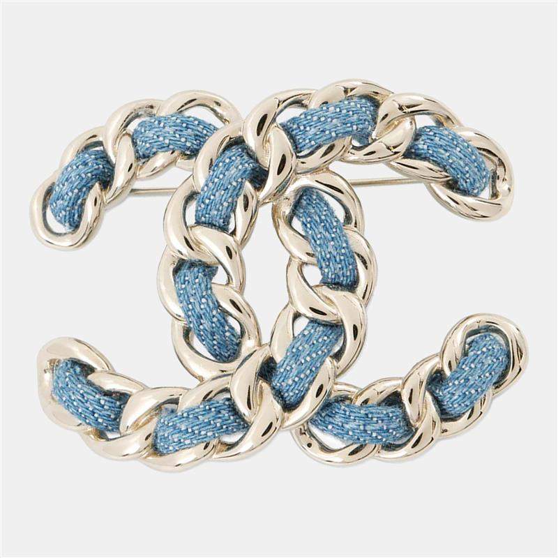 Pre Owned Chanel Cc Logo Brooch Blue Denim Gold Plated