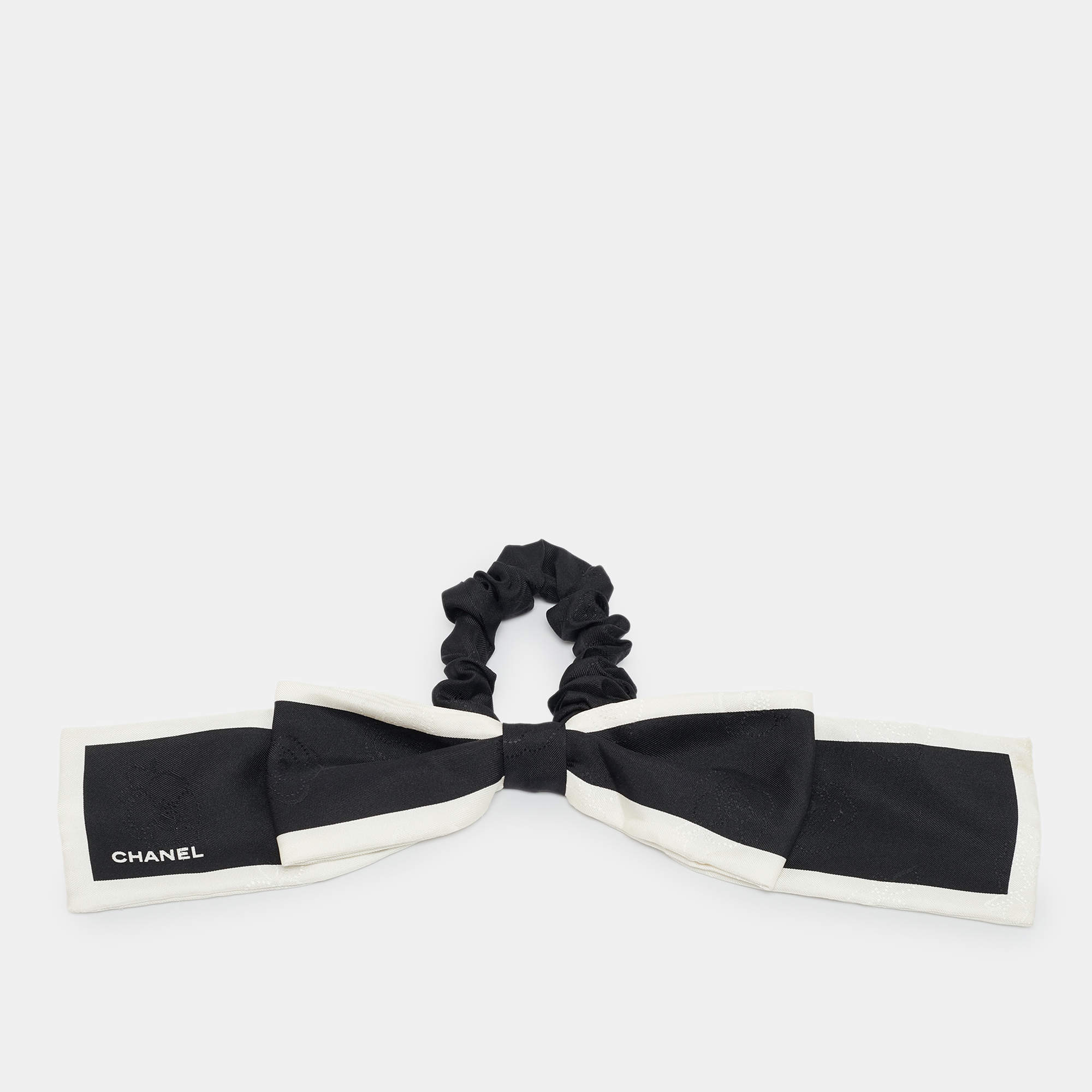 Pre Owned Chanel Black Silk Bow Scrunchie