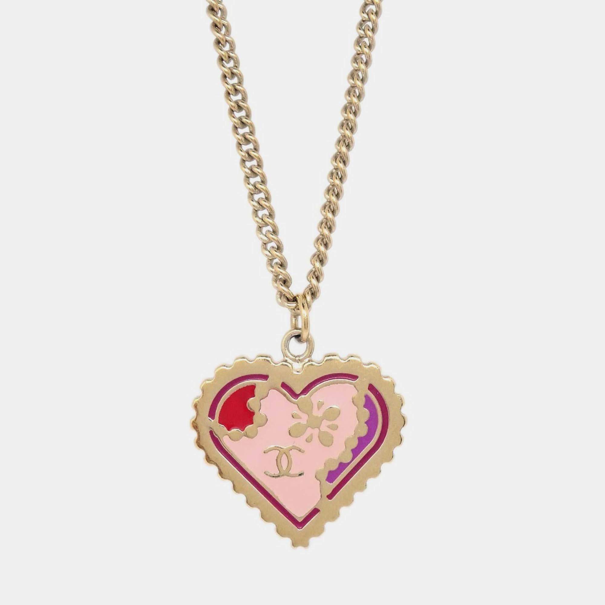مملوكة مسبقًا Chanel Heart Chain Pendant Necklace Gold